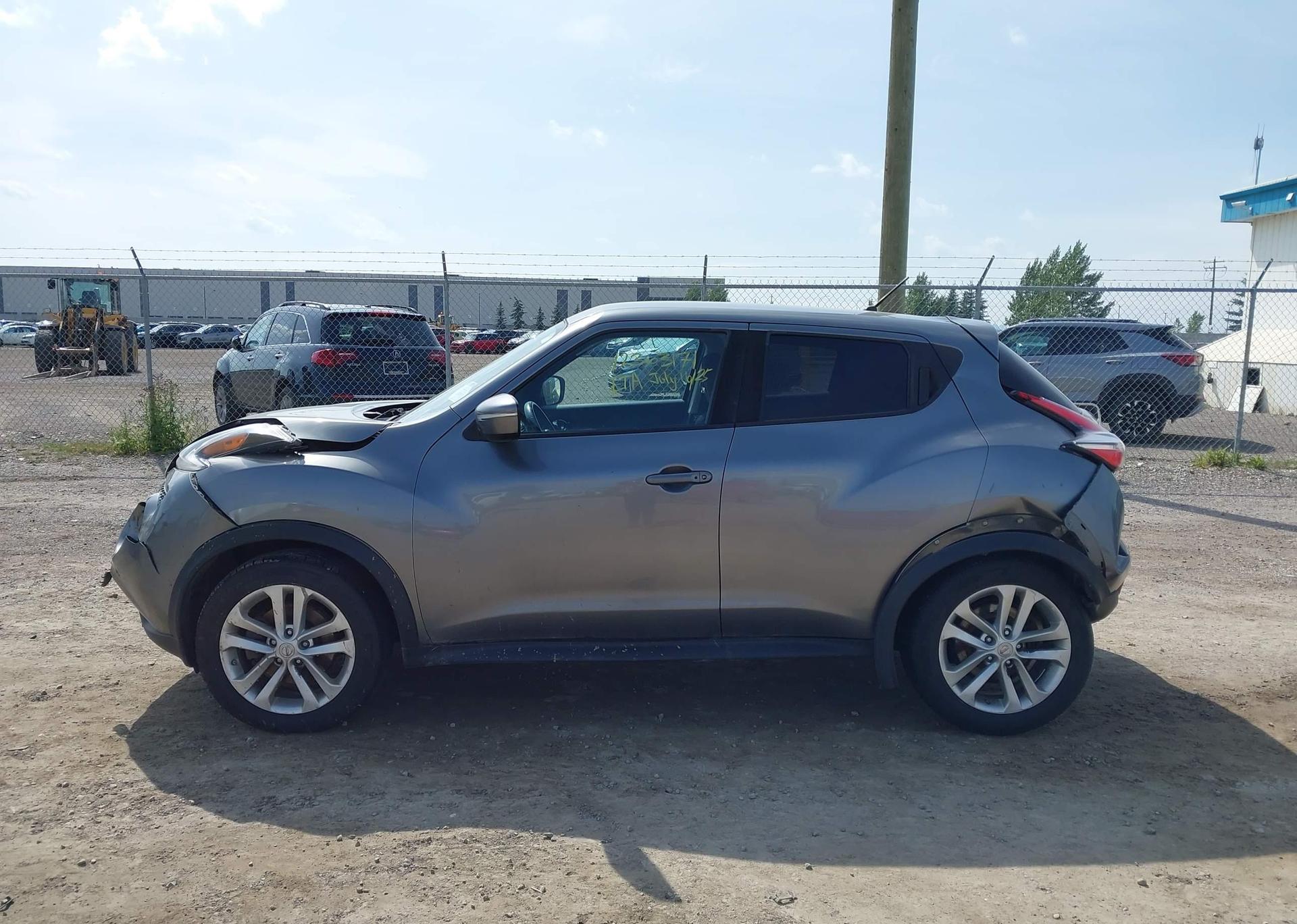 2016 NISSAN JUKE S