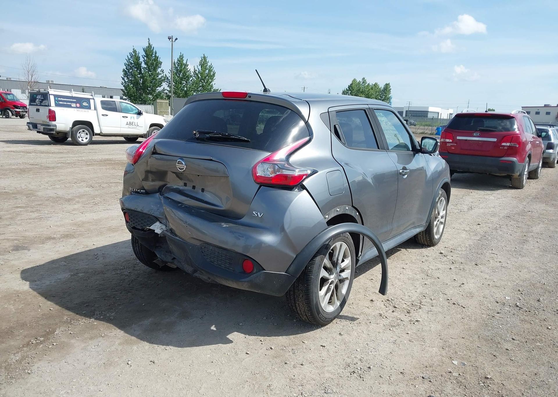 2016 NISSAN JUKE S