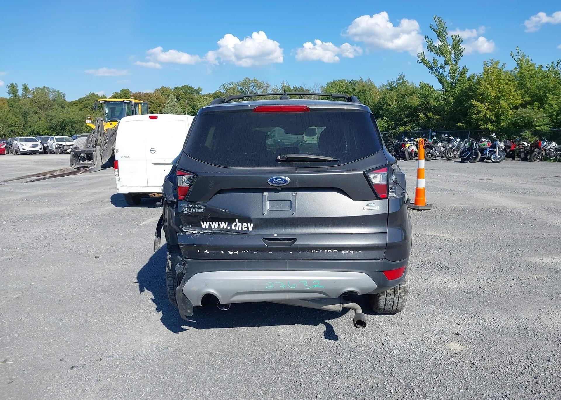 2018 FORD ESCAPE SE