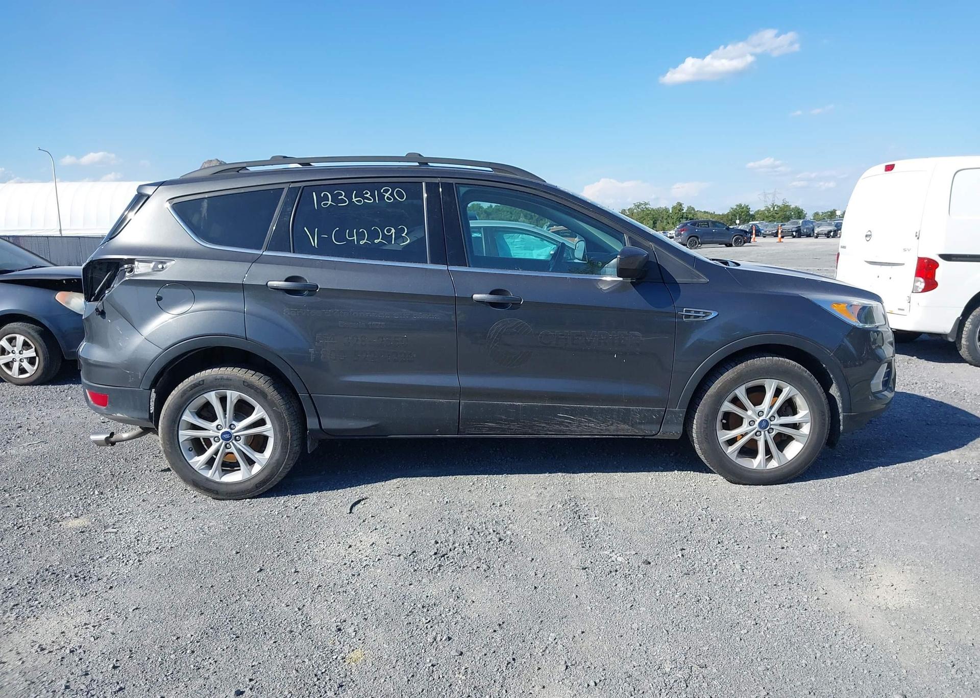 2018 FORD ESCAPE SE