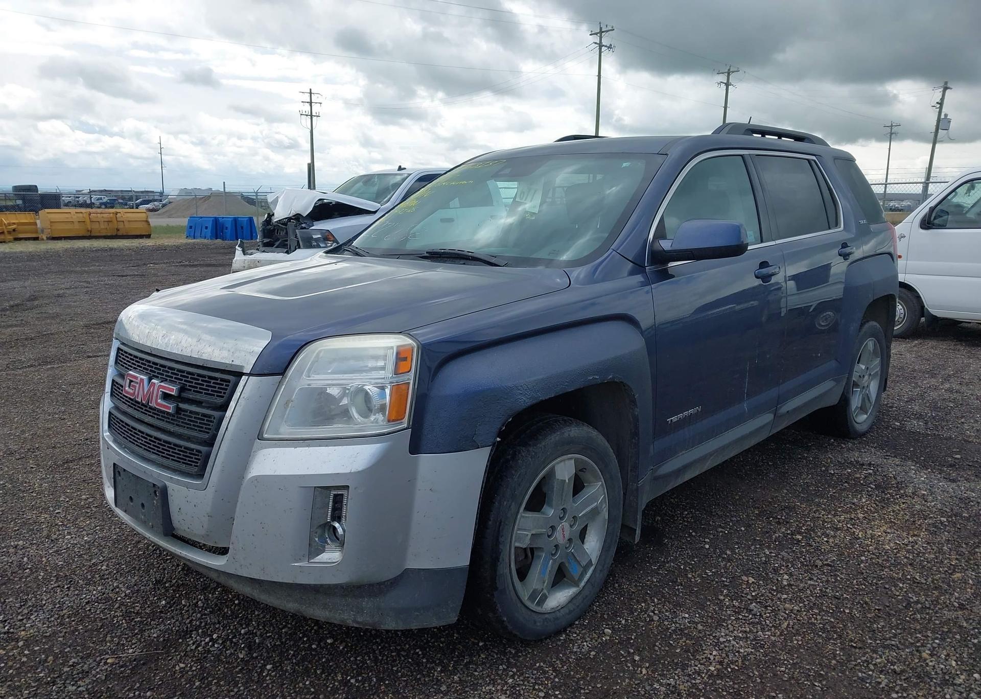 2013 GMC TERRAIN SLE-2