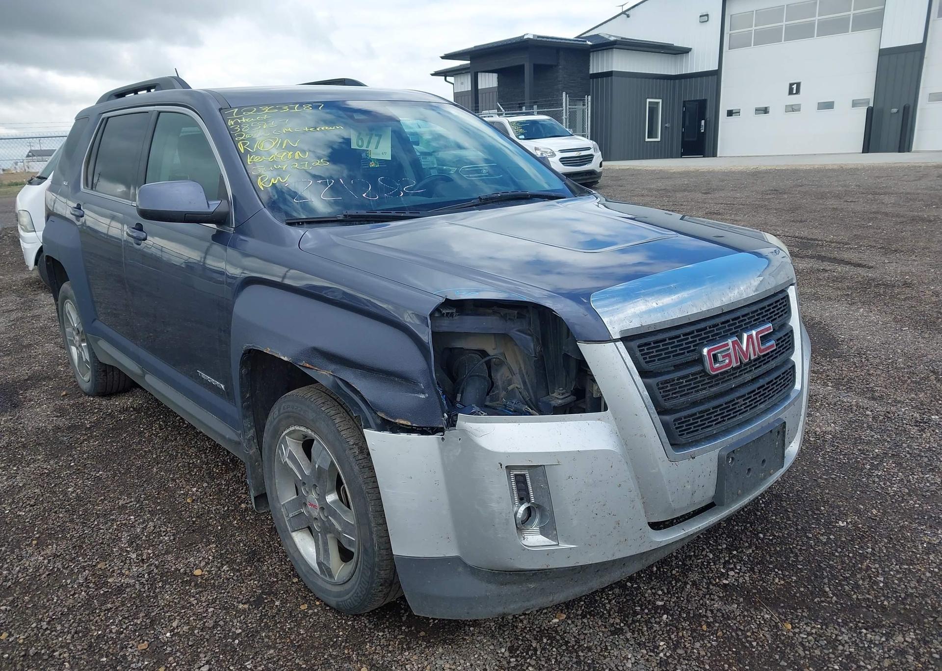 2013 GMC TERRAIN SLE-2