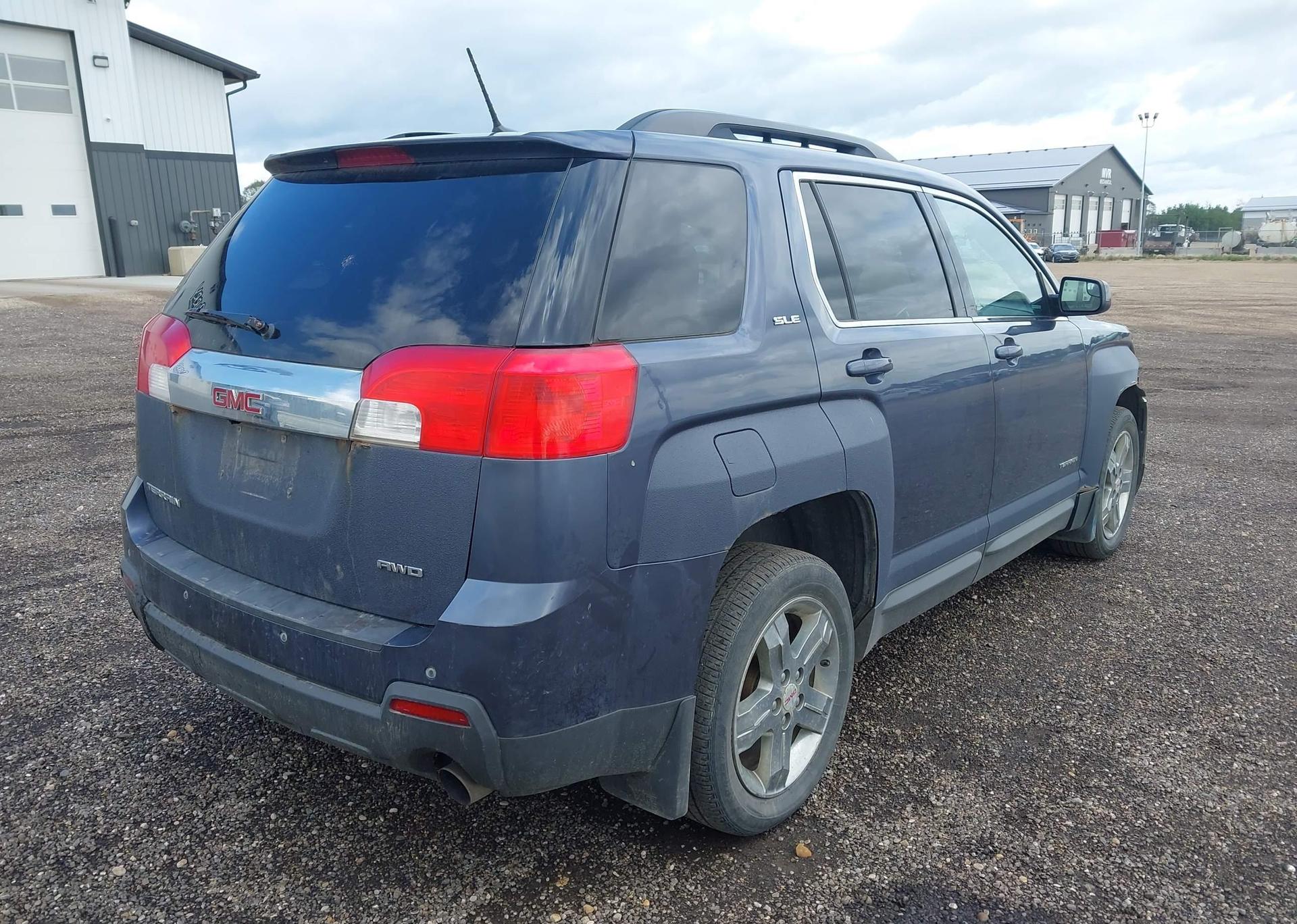 2013 GMC TERRAIN SLE-2