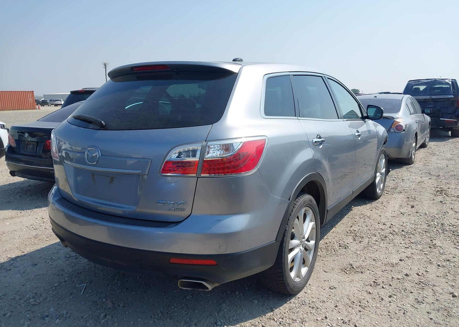 2011 MAZDA CX-9