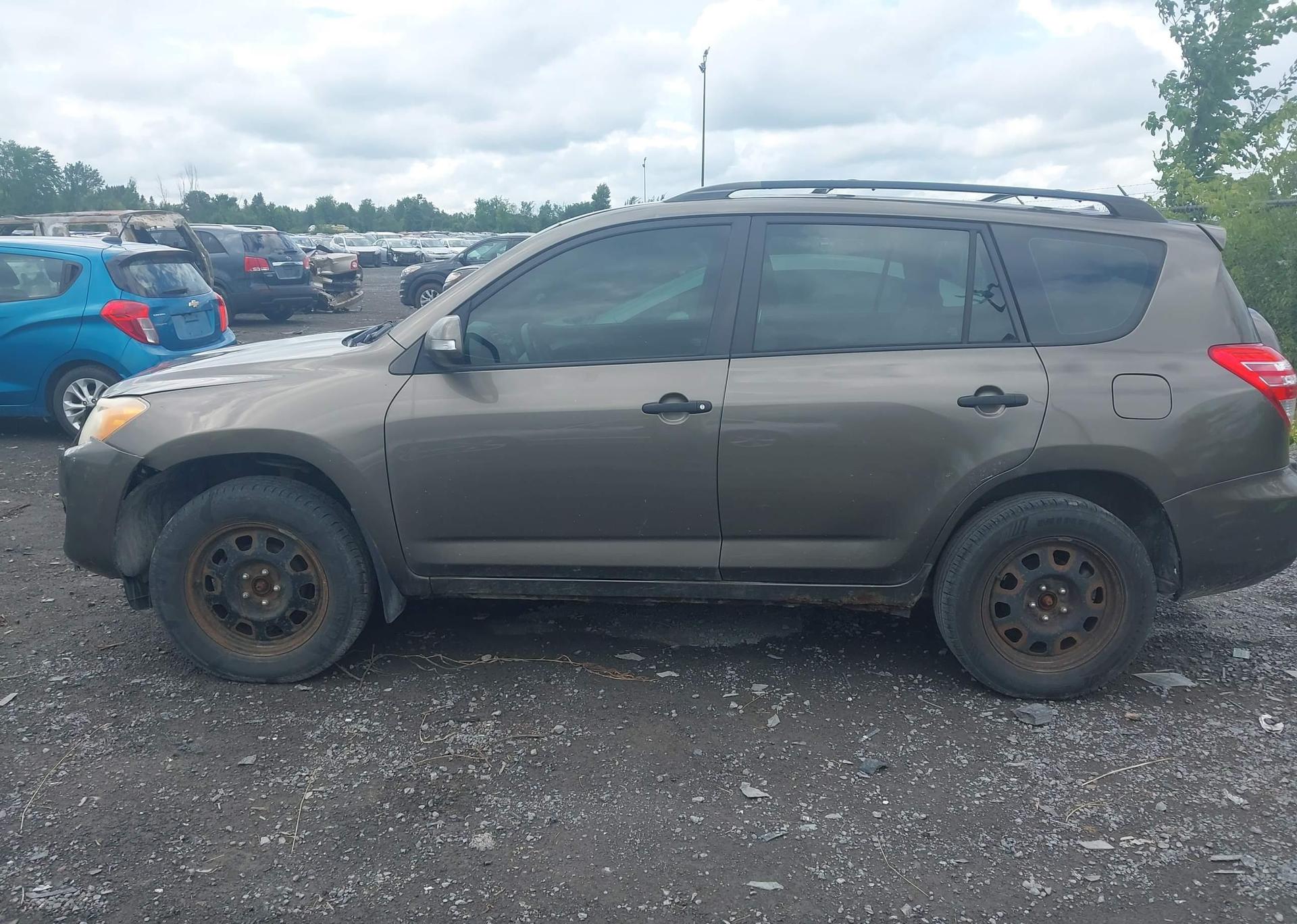 2011 TOYOTA RAV4