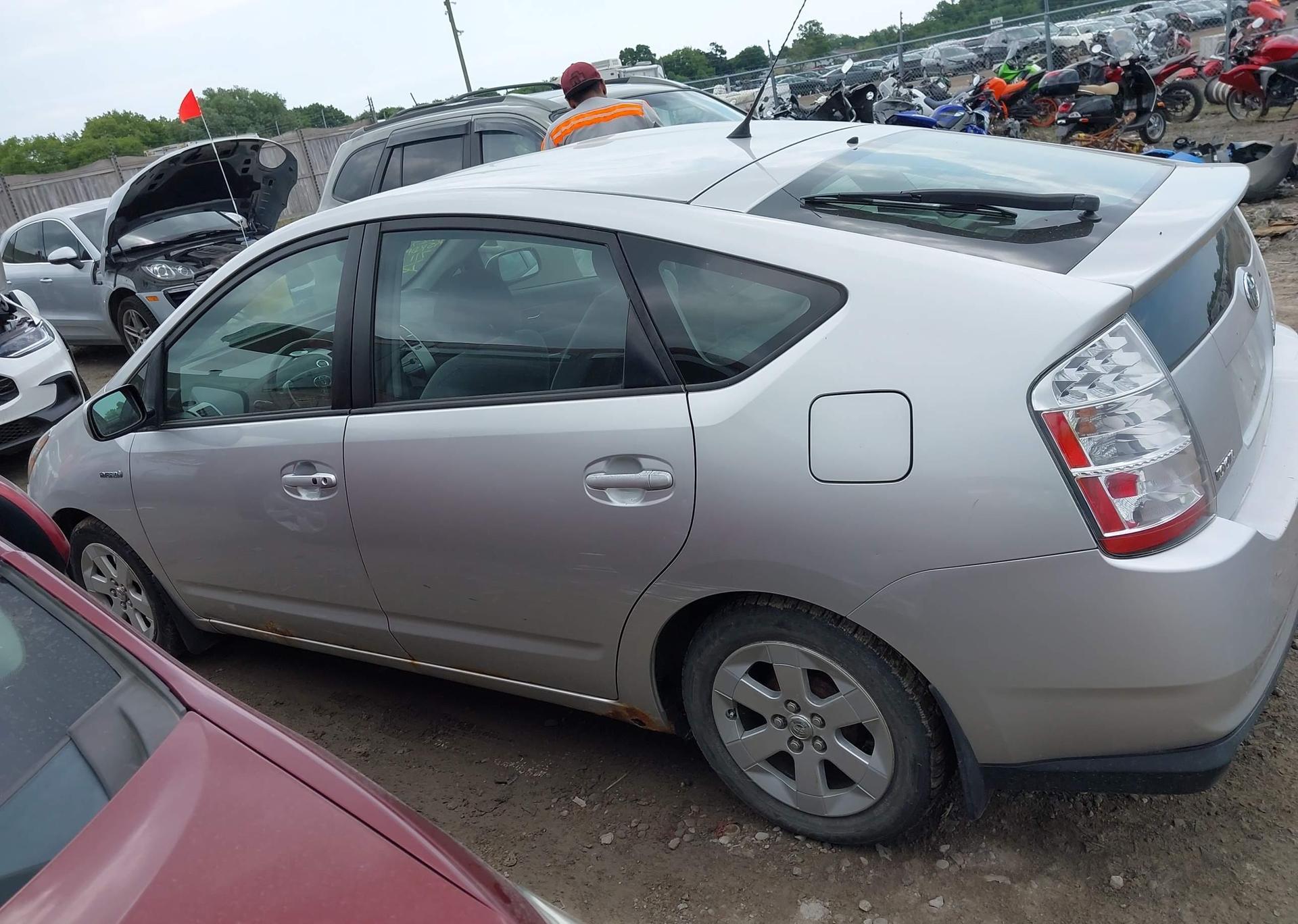 2006 TOYOTA PRIUS