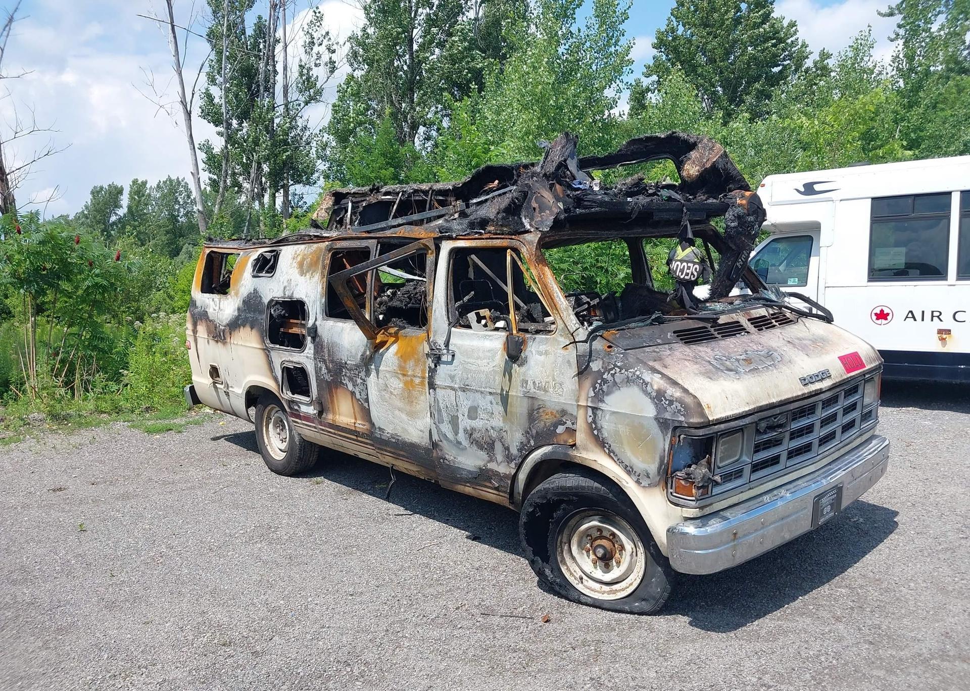 1987 DODGE RAM VAN B350