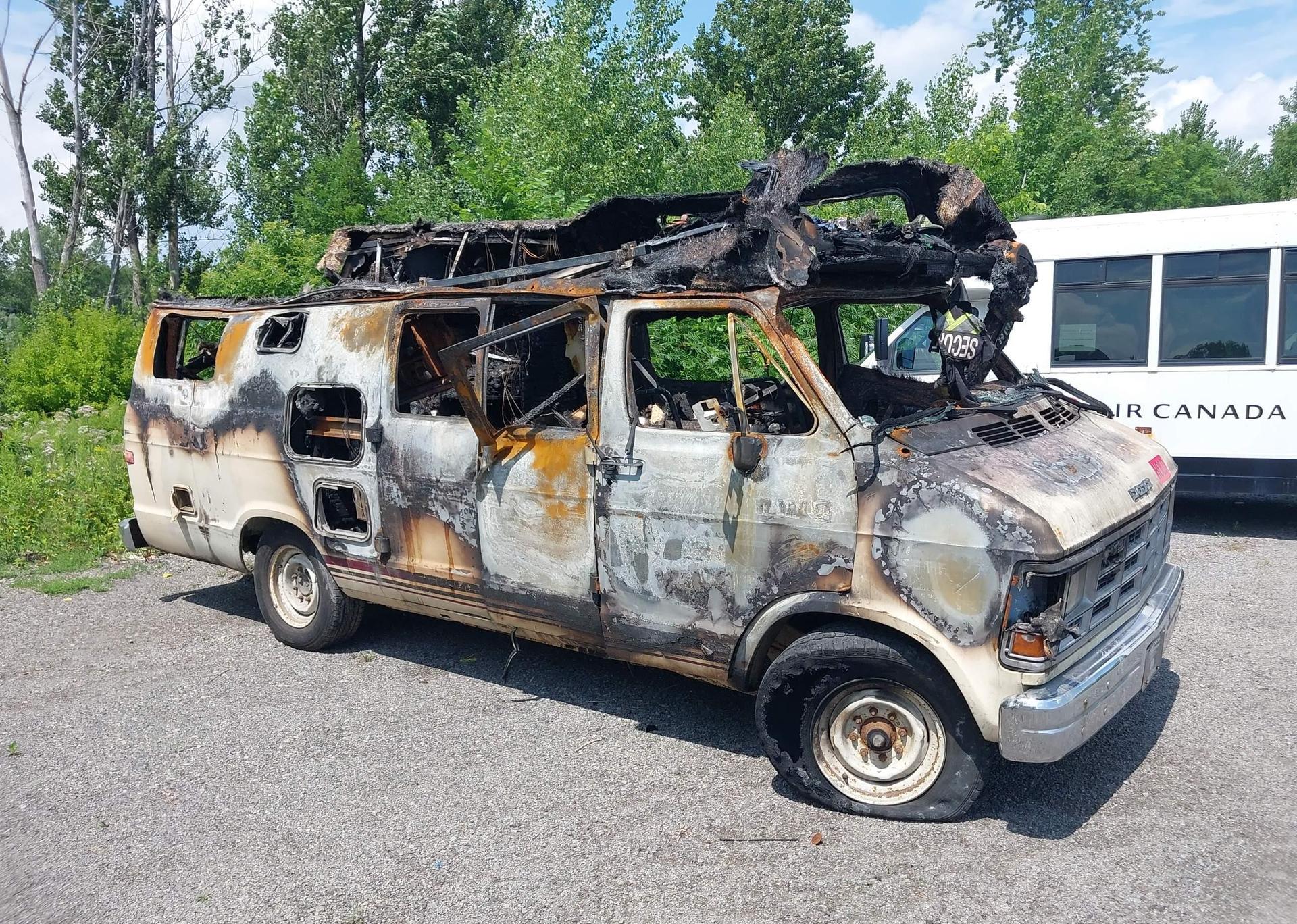 1987 DODGE RAM VAN B350