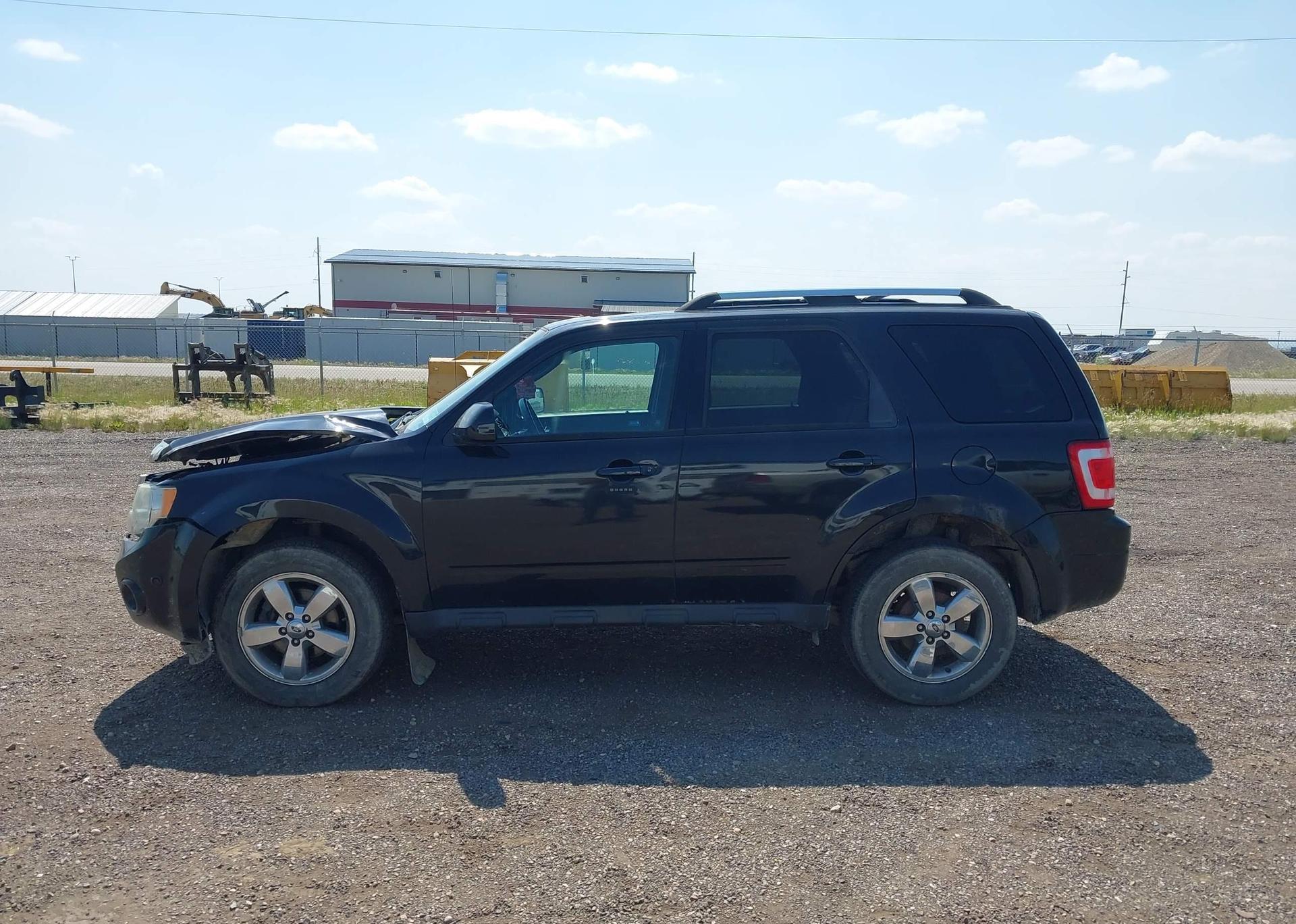 2011 FORD ESCAPE LIMITED