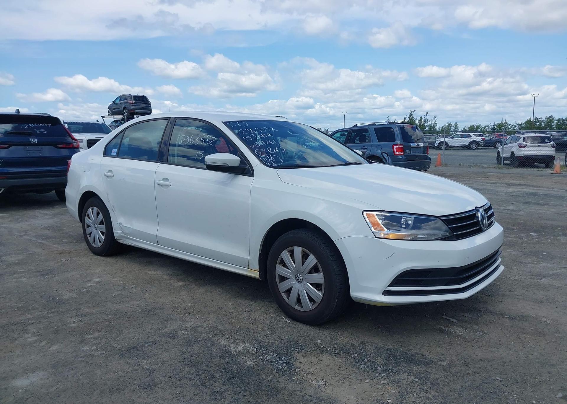 2015 VOLKSWAGEN JETTA 2.0L TRENDLINE