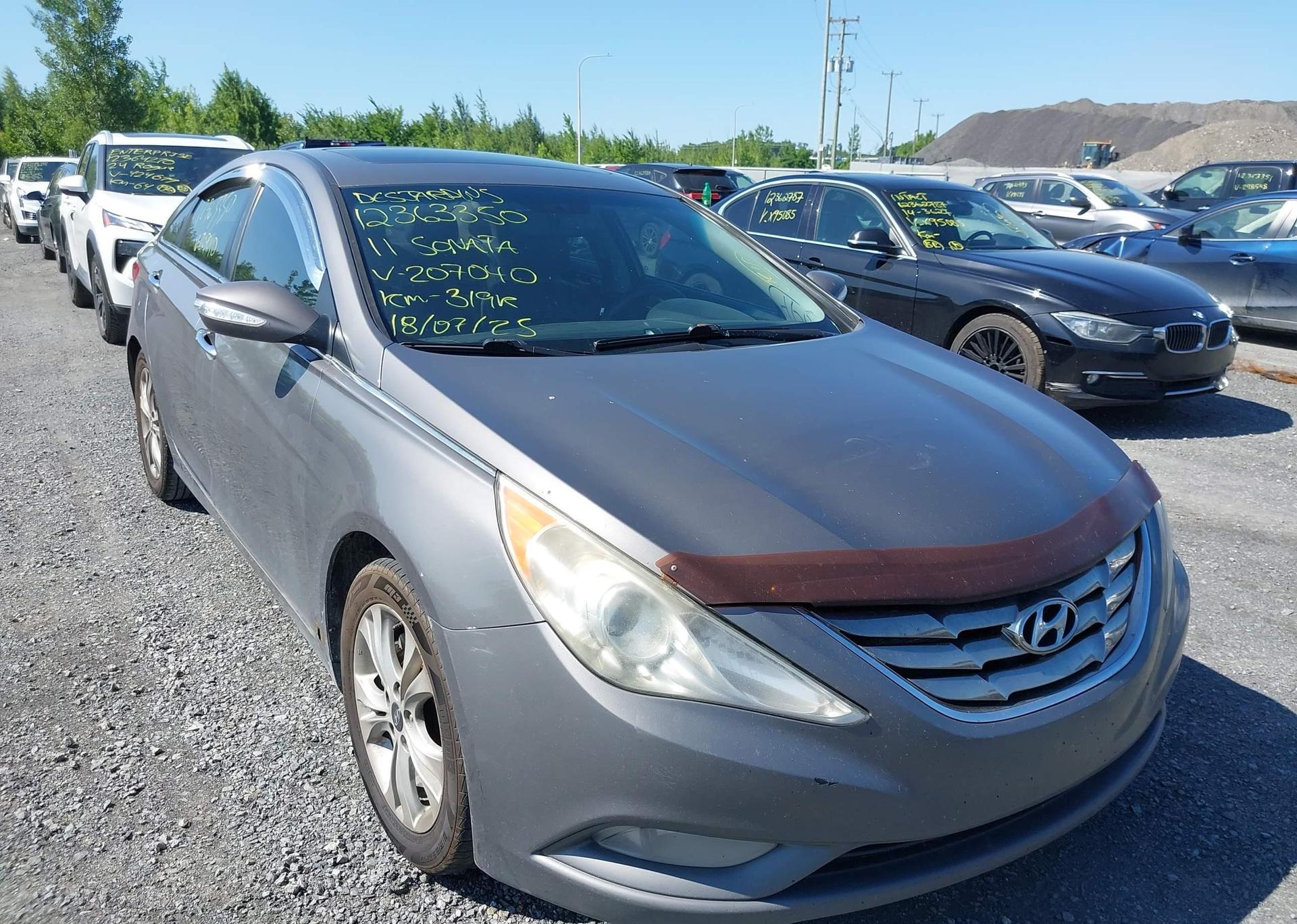 2011 HYUNDAI SONATA SE