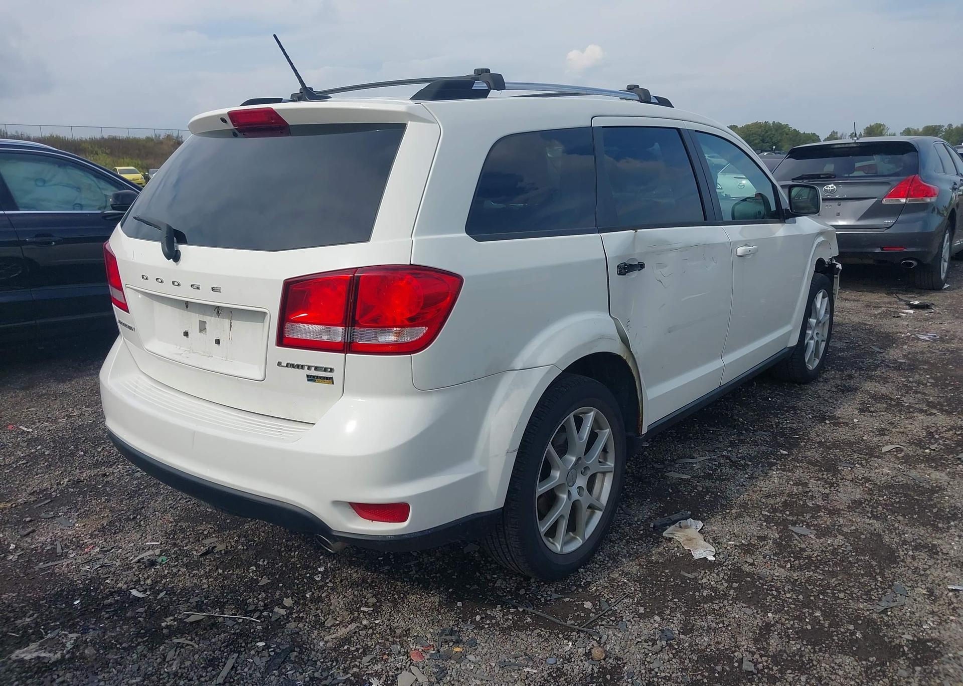 2014 DODGE JOURNEY SXT