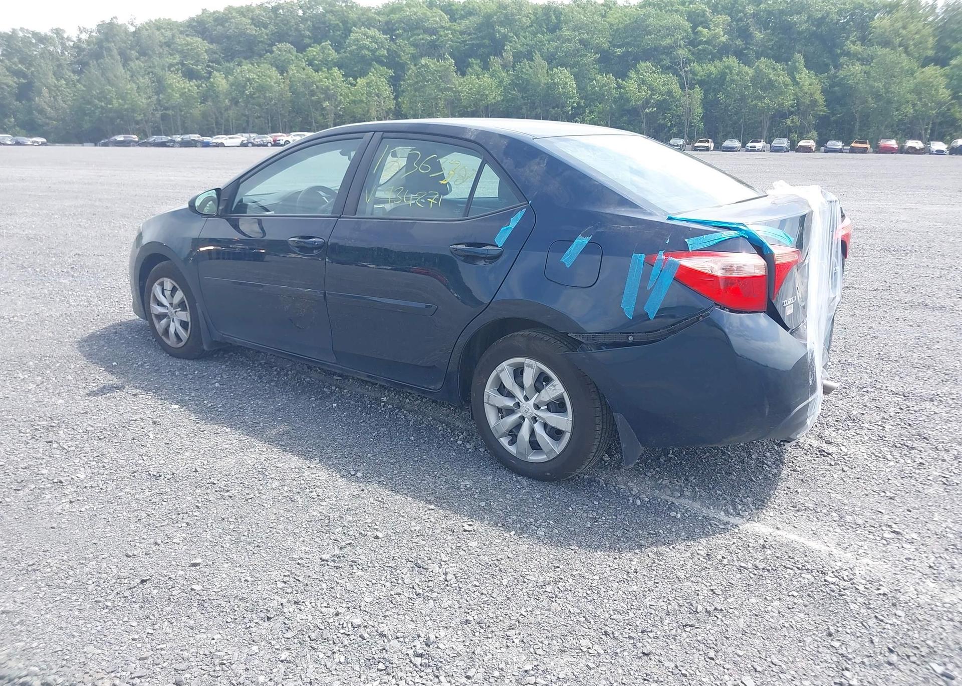 2017 TOYOTA COROLLA LE