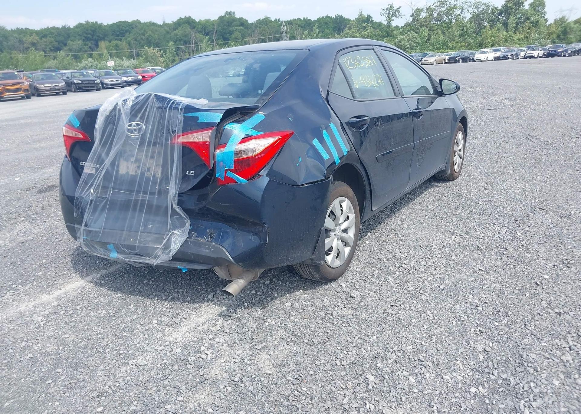 2017 TOYOTA COROLLA LE