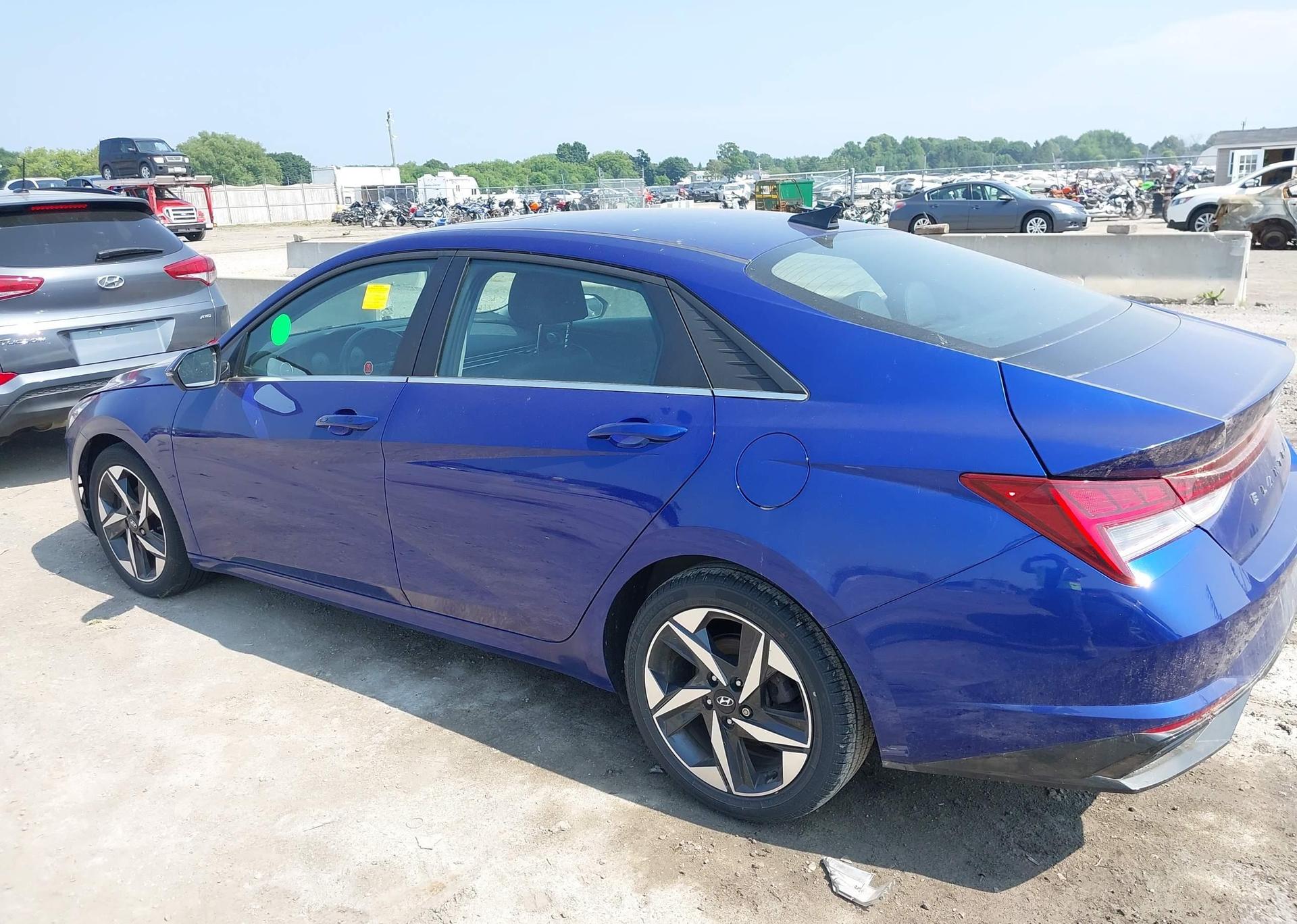 2022 HYUNDAI ELANTRA SEL