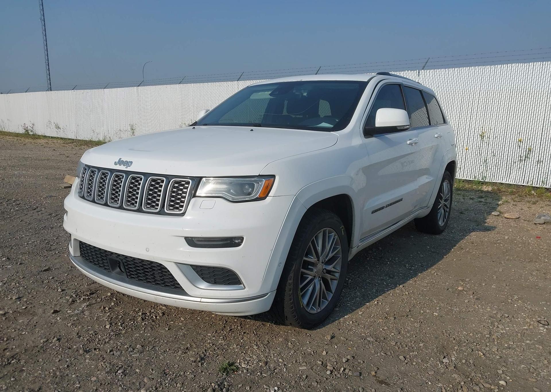 2018 JEEP GRAND CHEROKEE SUMMIT