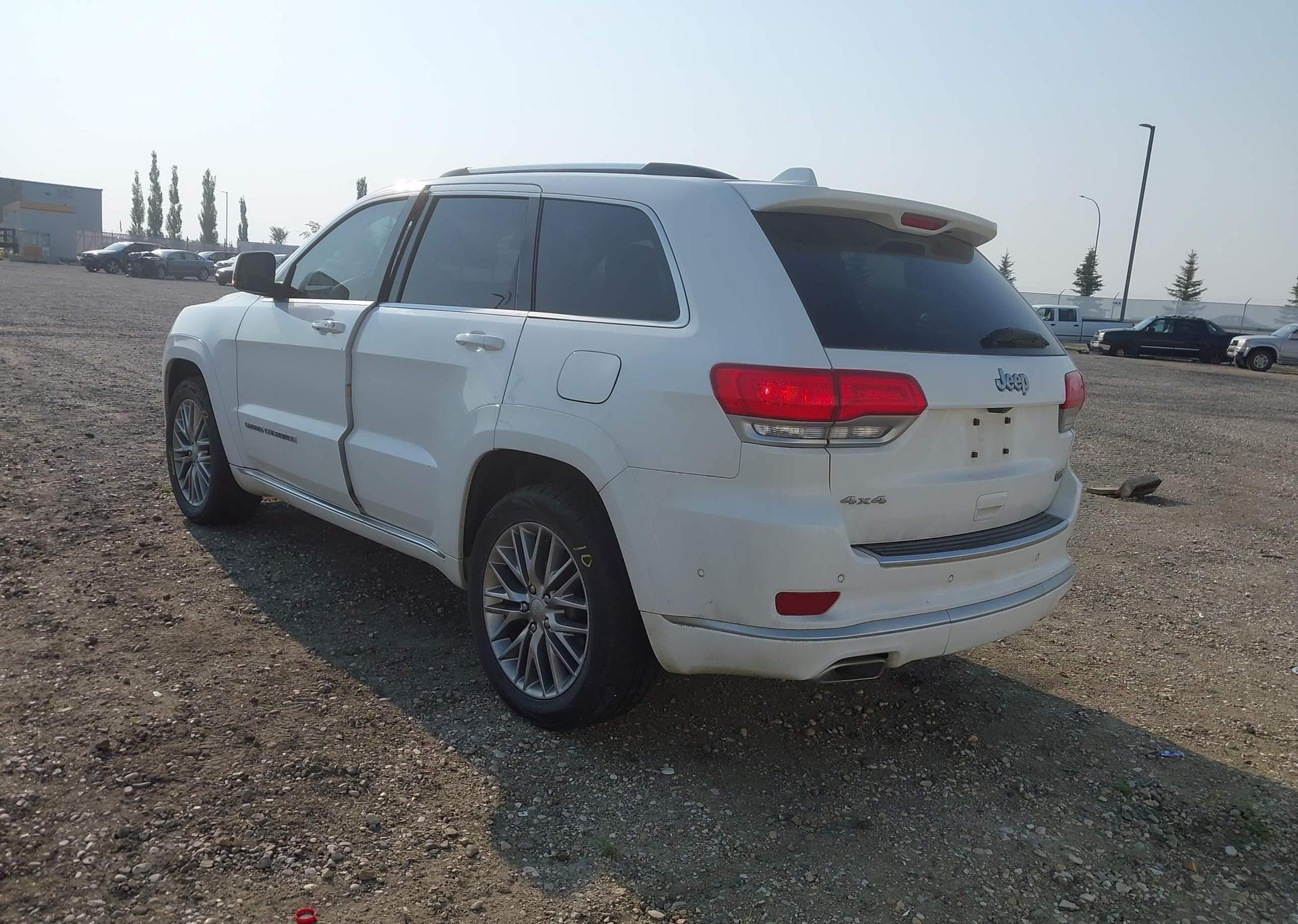 2018 JEEP GRAND CHEROKEE SUMMIT