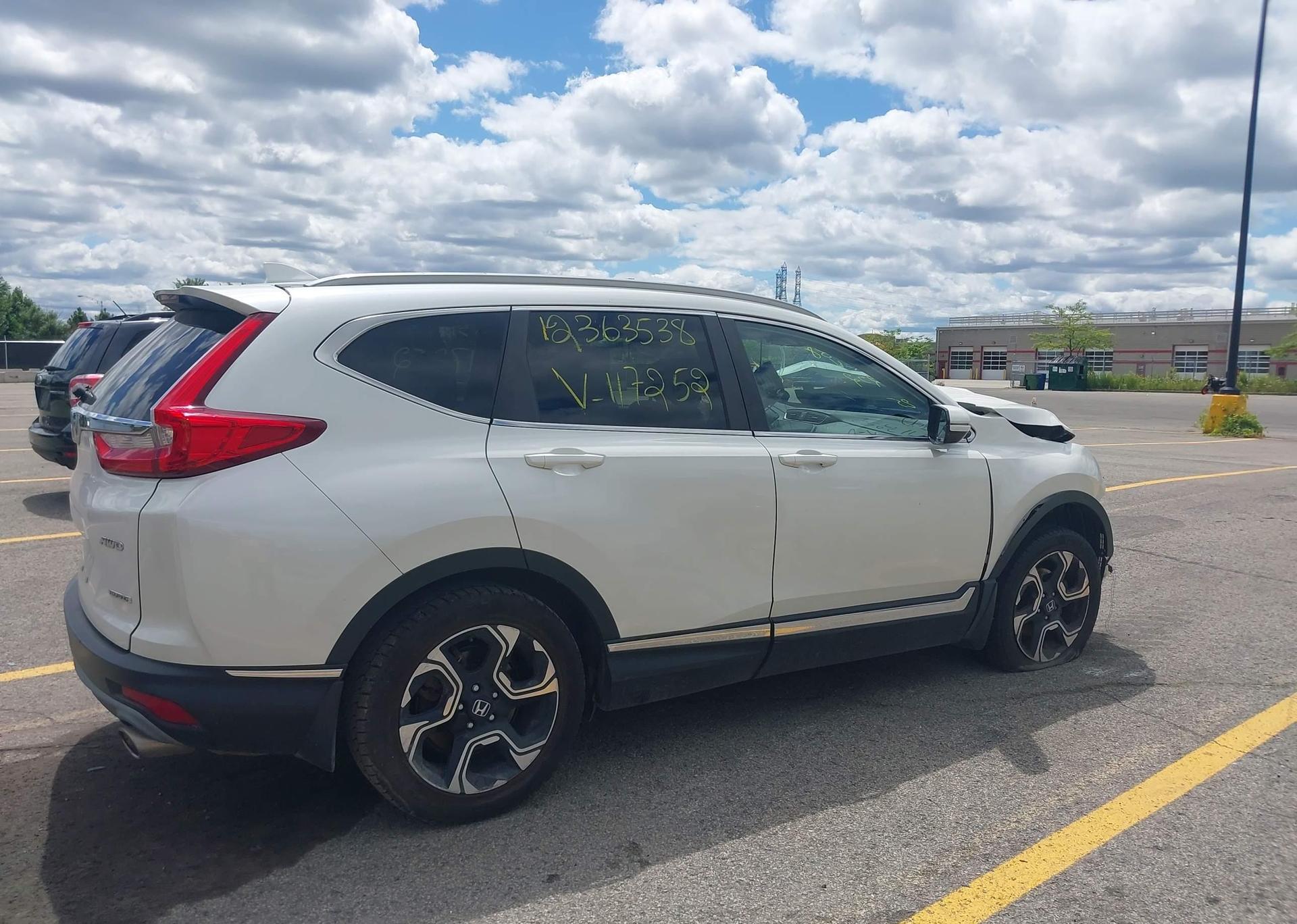 2018 HONDA CR-V