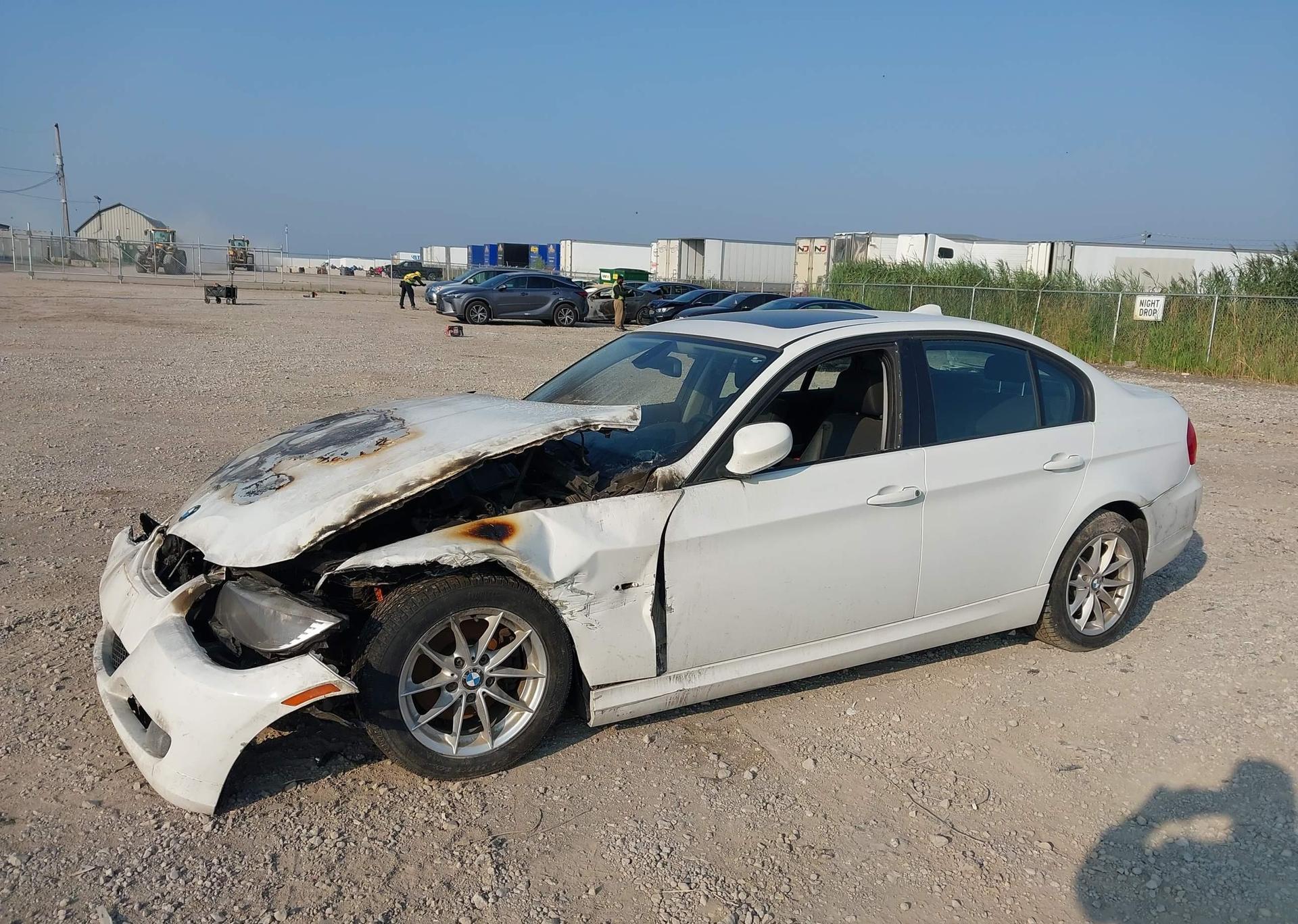 2011 BMW 323I