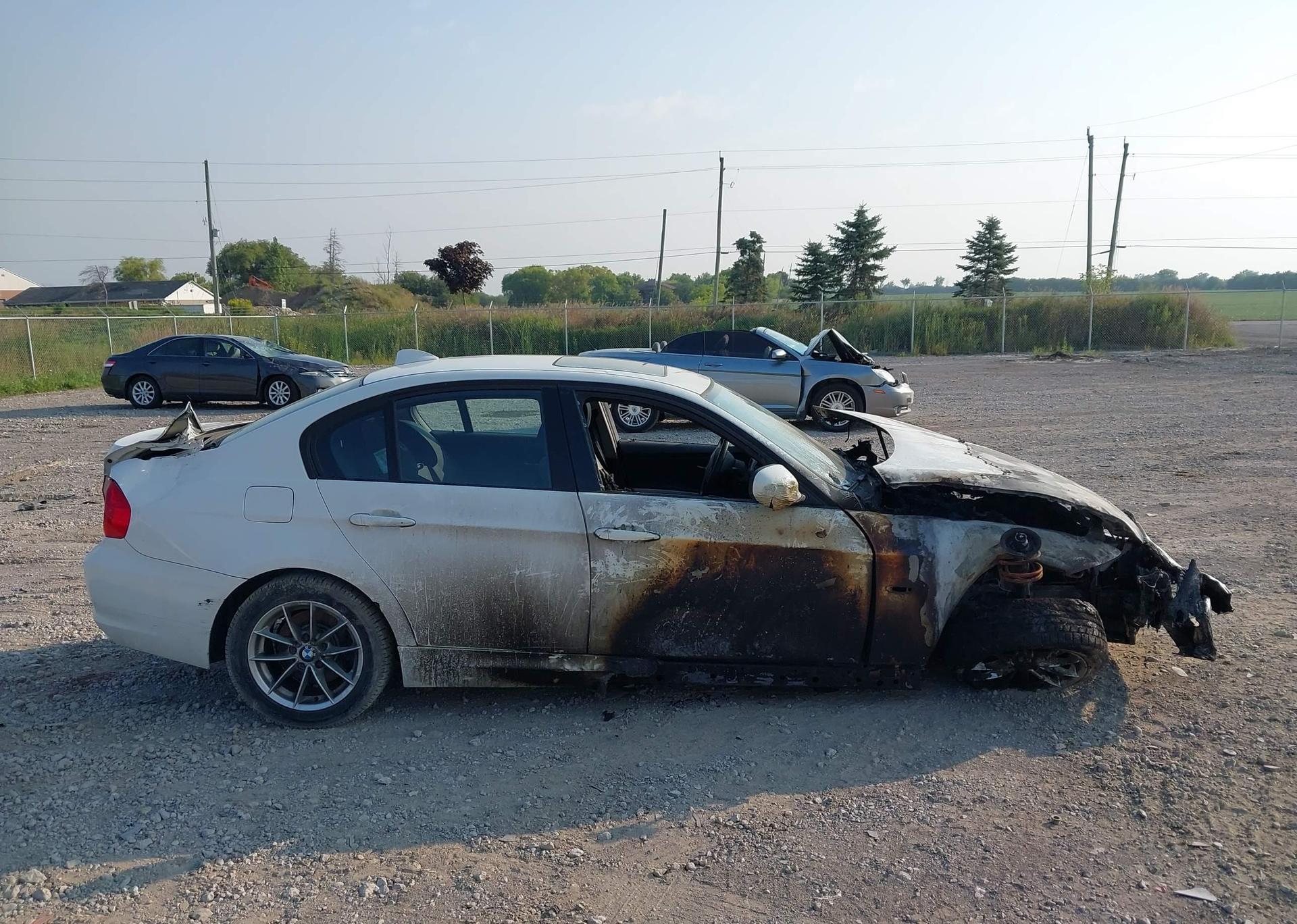 2011 BMW 323I
