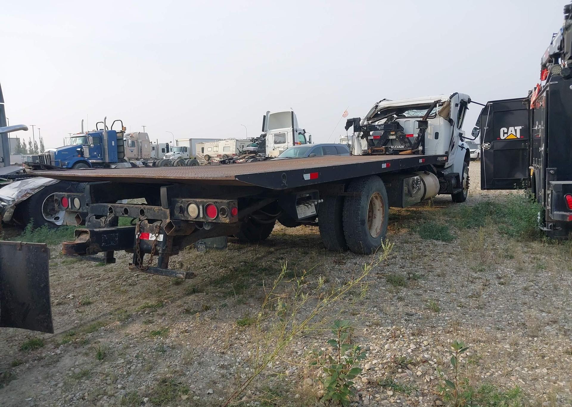 2008 FREIGHTLINER M2 106 MEDIUM DUTY