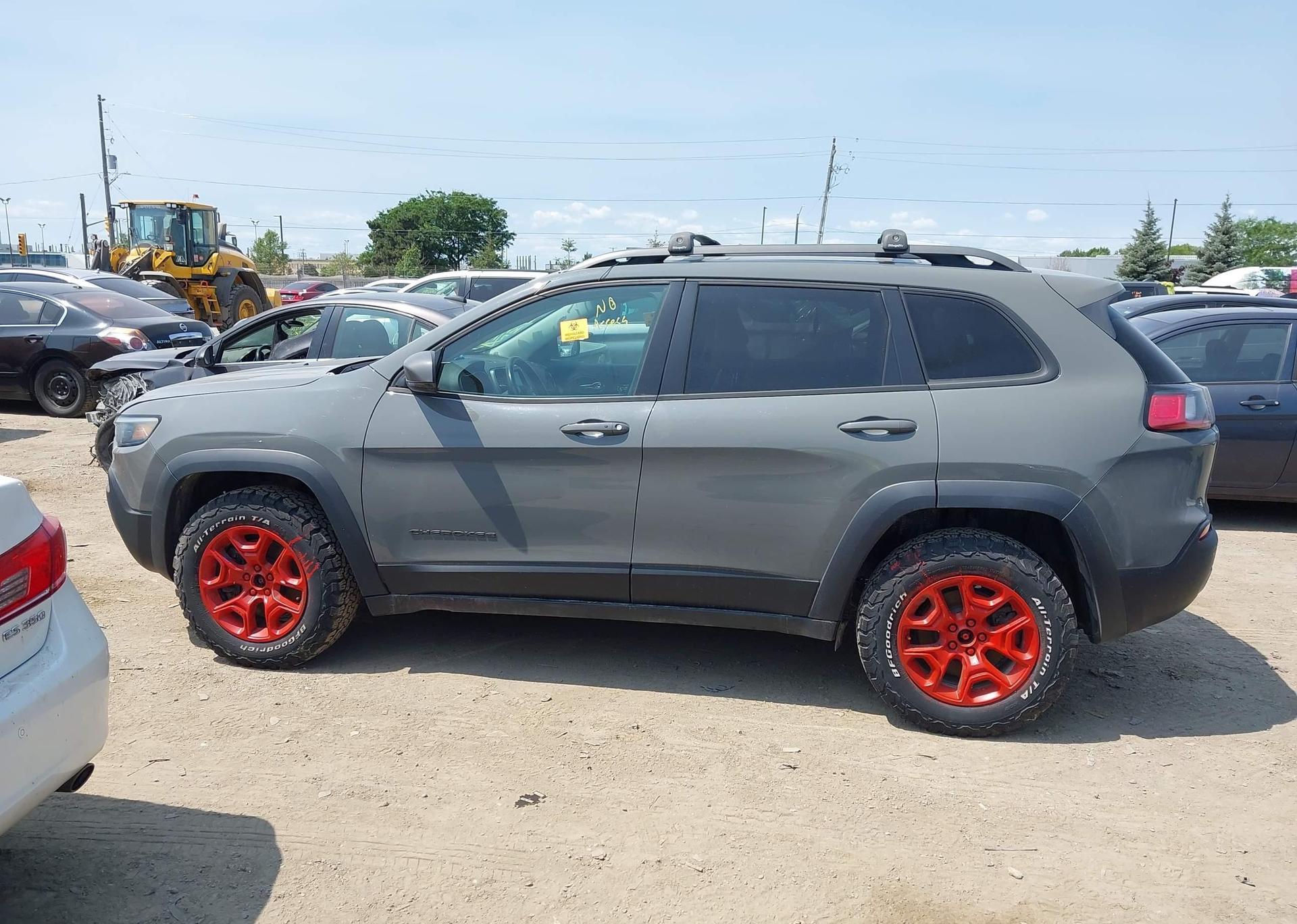 2019 JEEP CHEROKEE TRAILHAWK