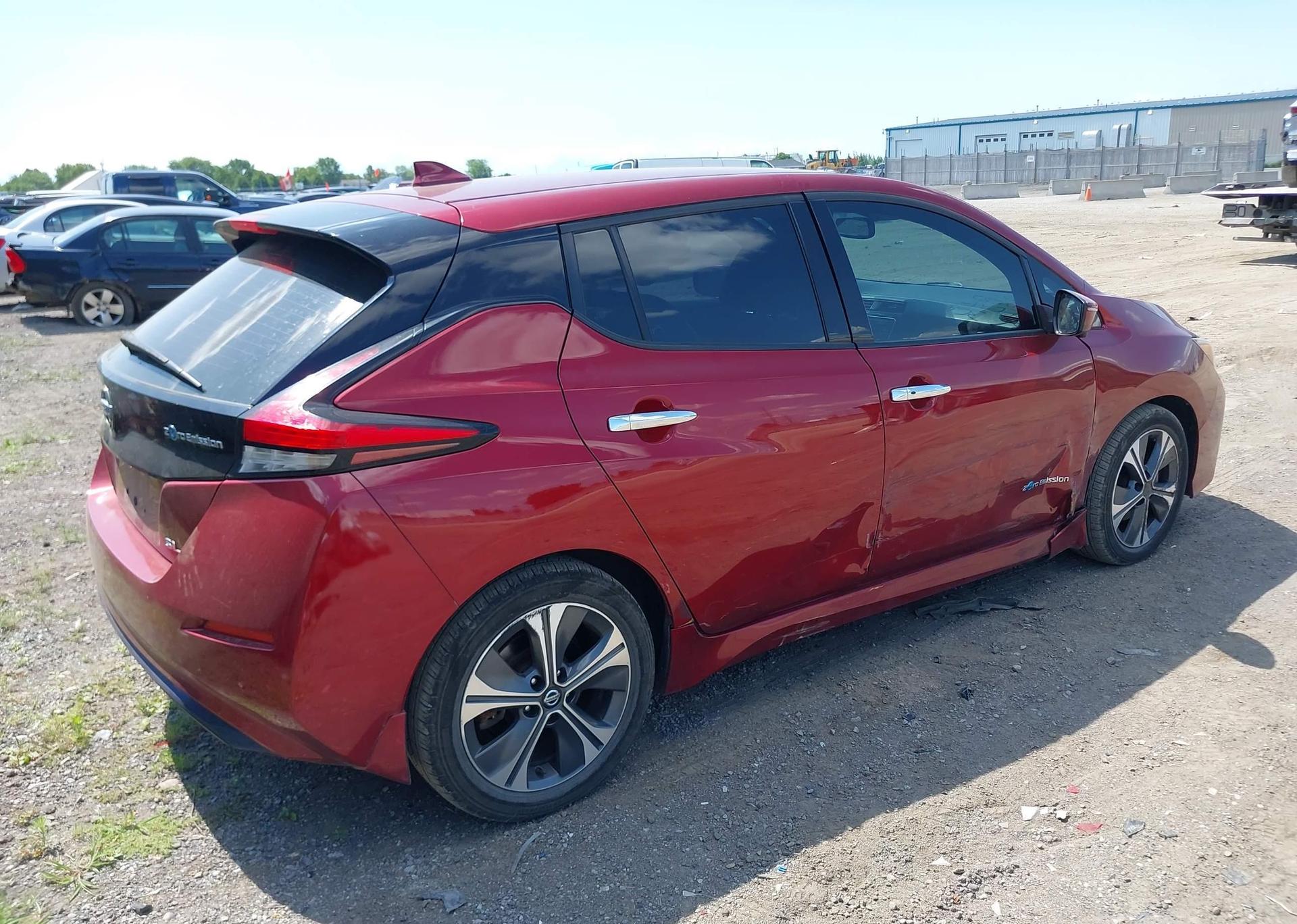 2018 NISSAN LEAF S