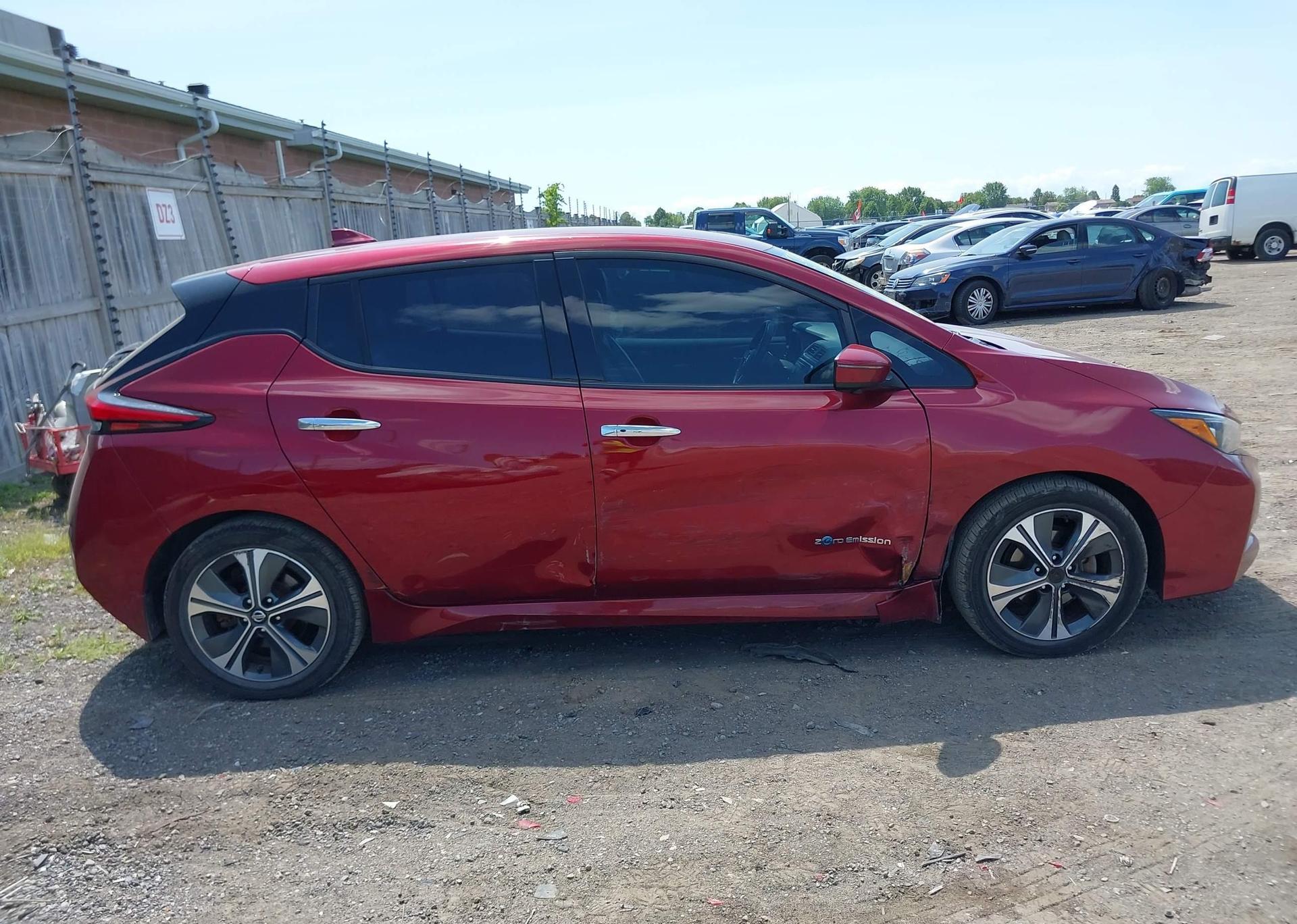 2018 NISSAN LEAF S