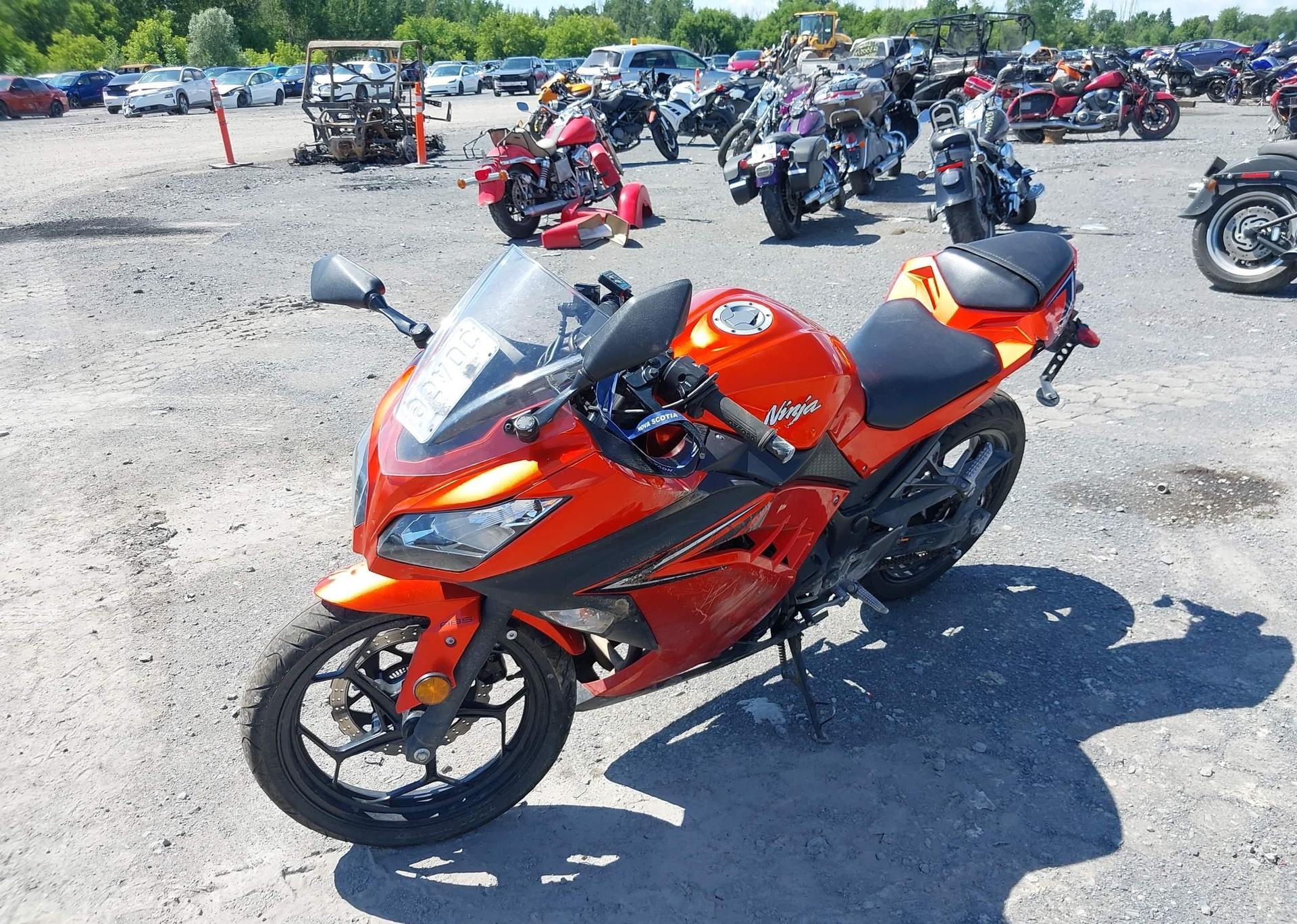 2016 KAWASAKI EX300 B
