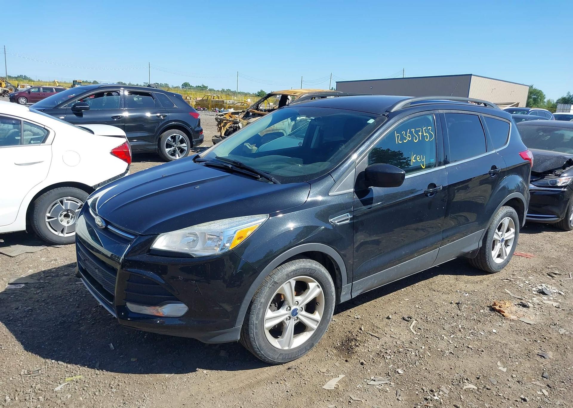 2015 FORD ESCAPE SE