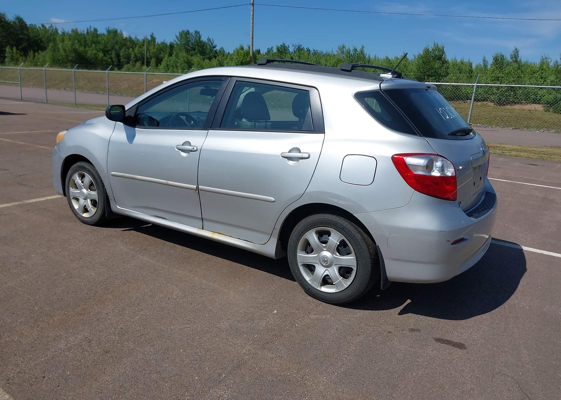 2010 TOYOTA MATRIX