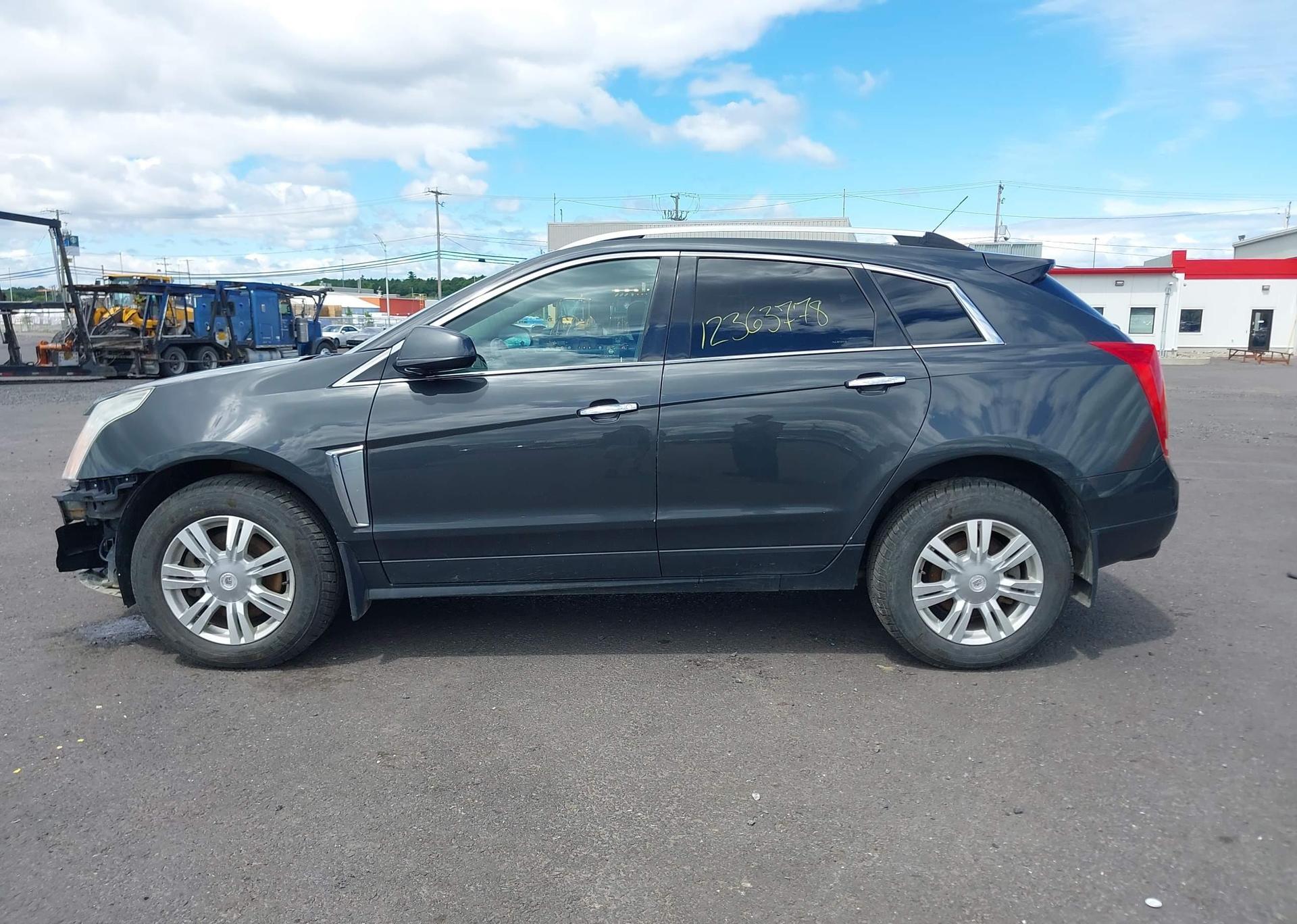 2015 CADILLAC SRX LUXURY