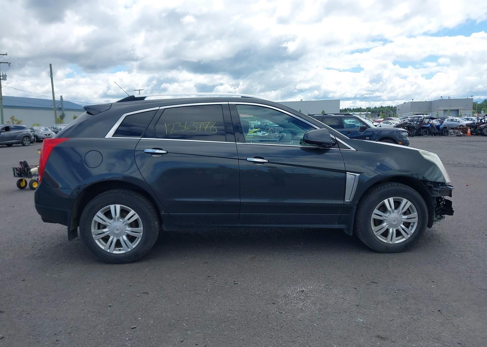2015 CADILLAC SRX LUXURY