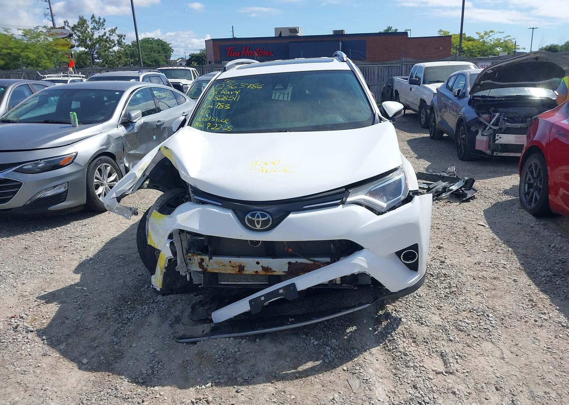 2018 TOYOTA RAV4 XLE