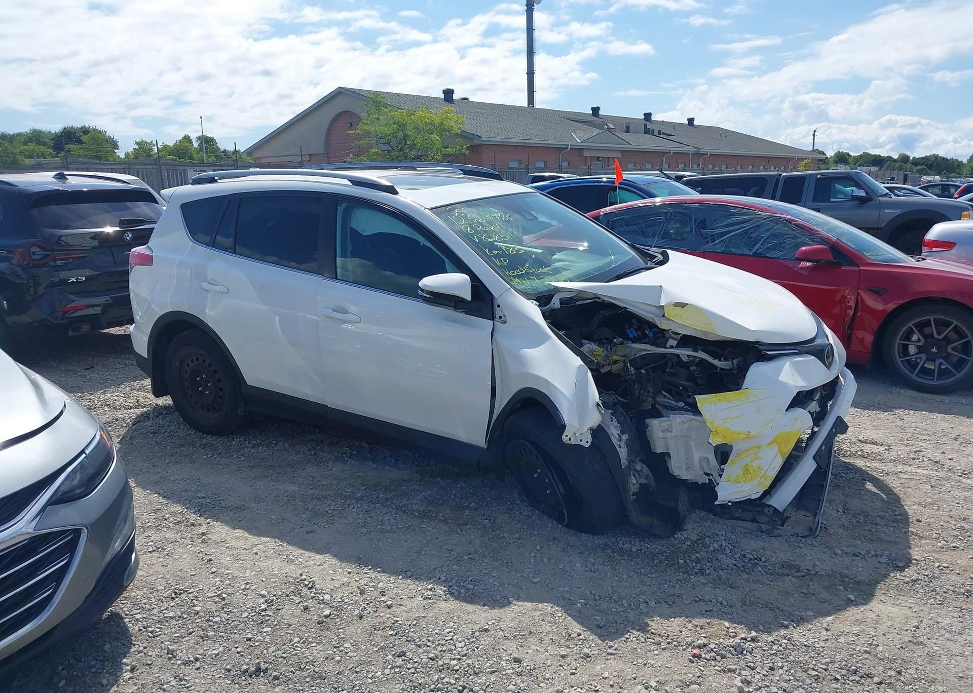 2018 TOYOTA RAV4 XLE