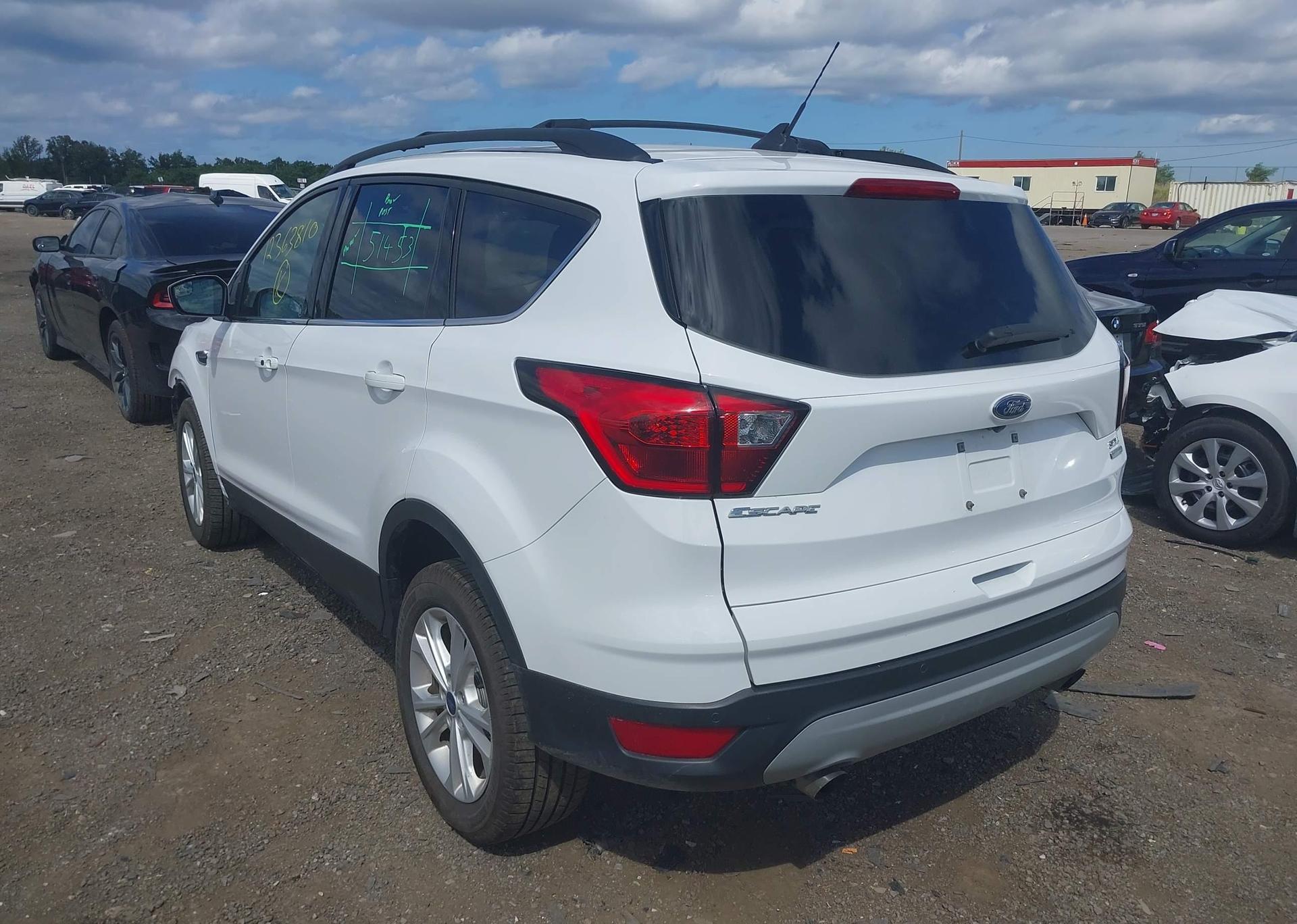 2019 FORD ESCAPE SEL