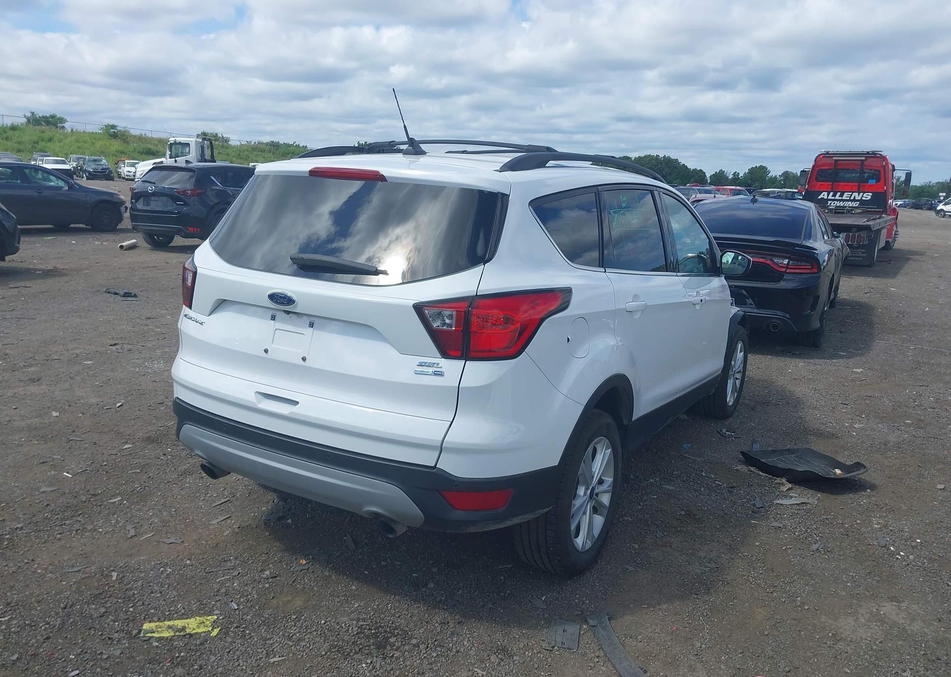 2019 FORD ESCAPE SEL