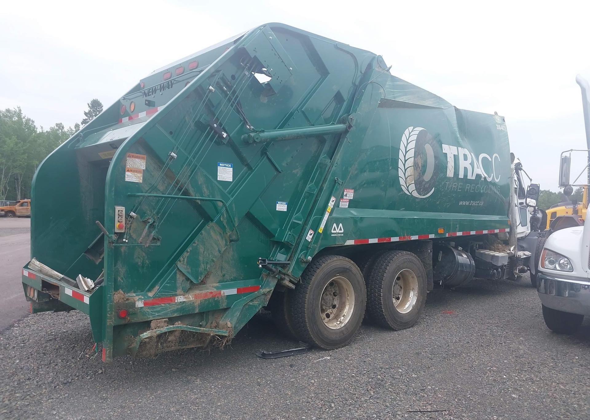 2025 MACK GRANITE