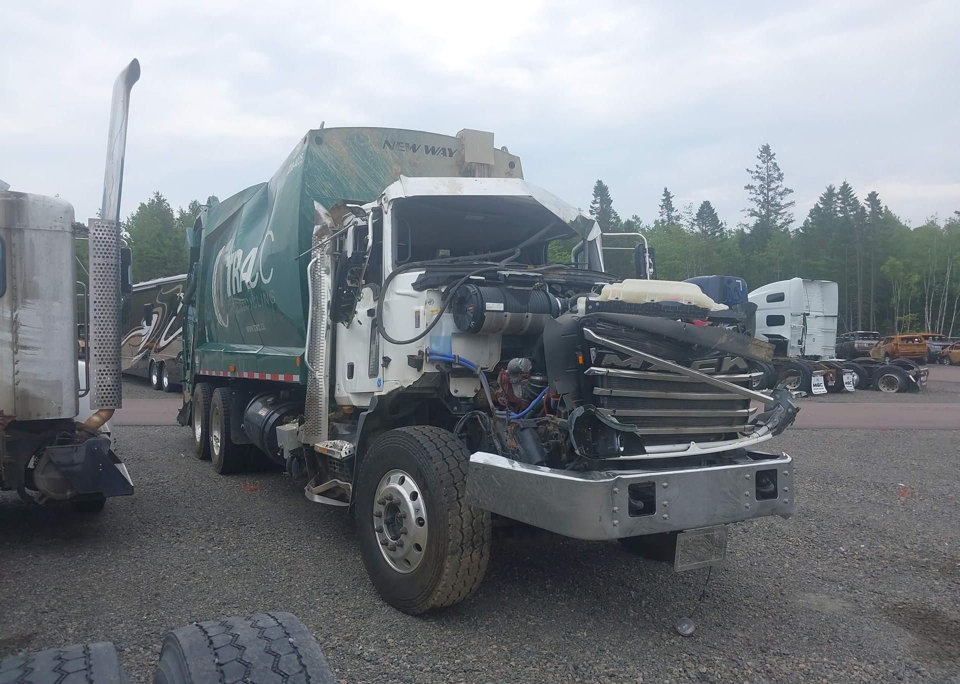 2025 MACK GRANITE