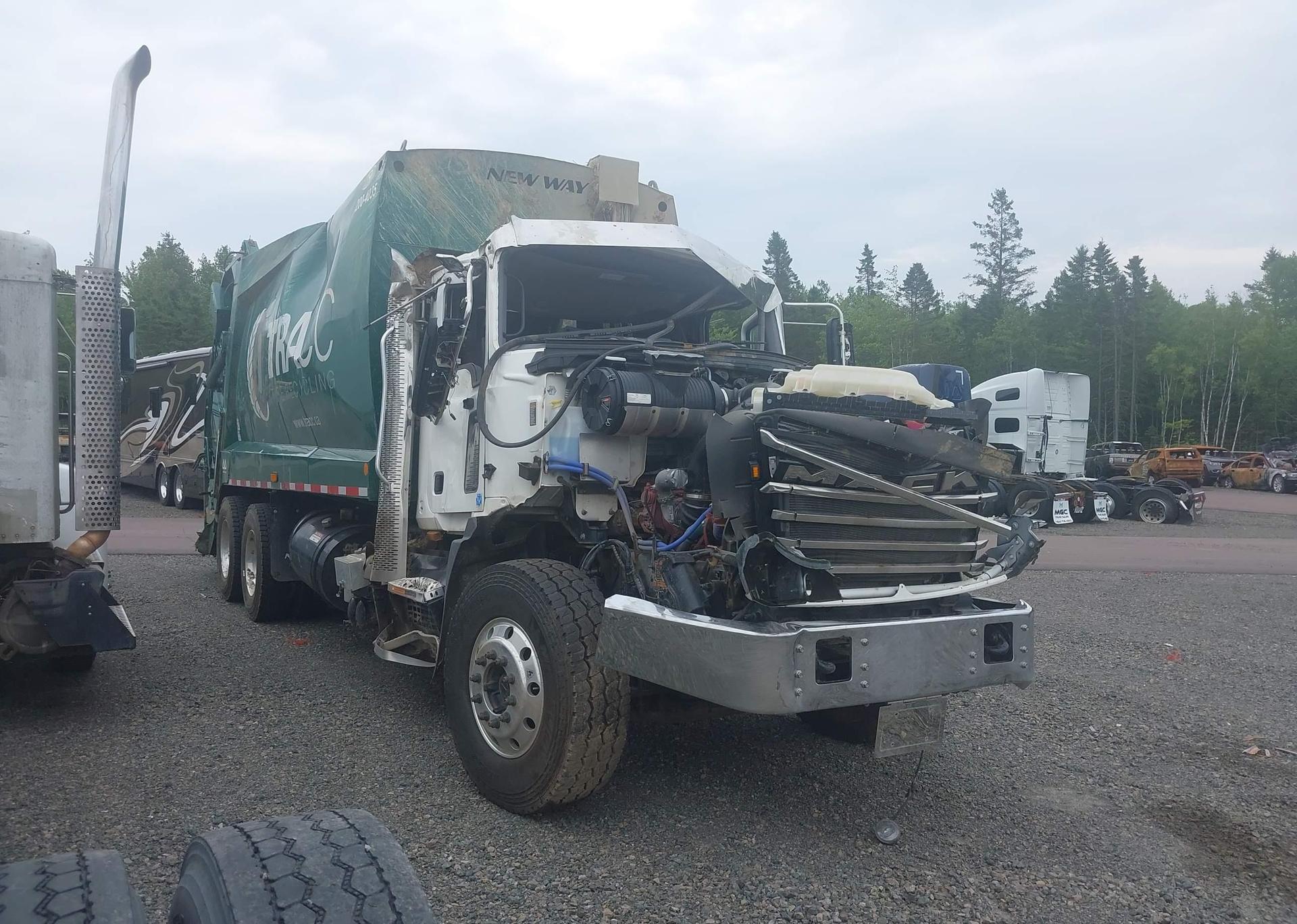 2025 MACK GRANITE