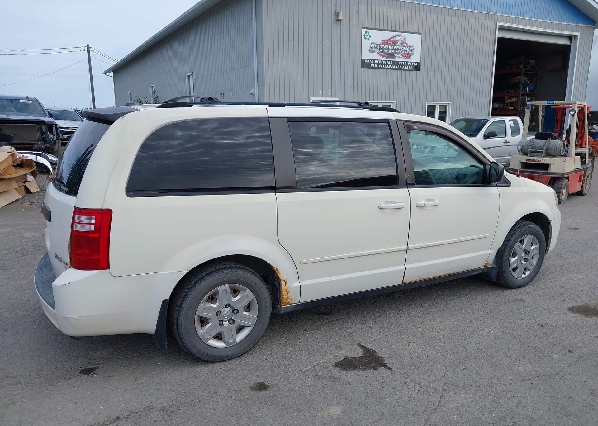 2009 DODGE GRAND CARAVAN SE