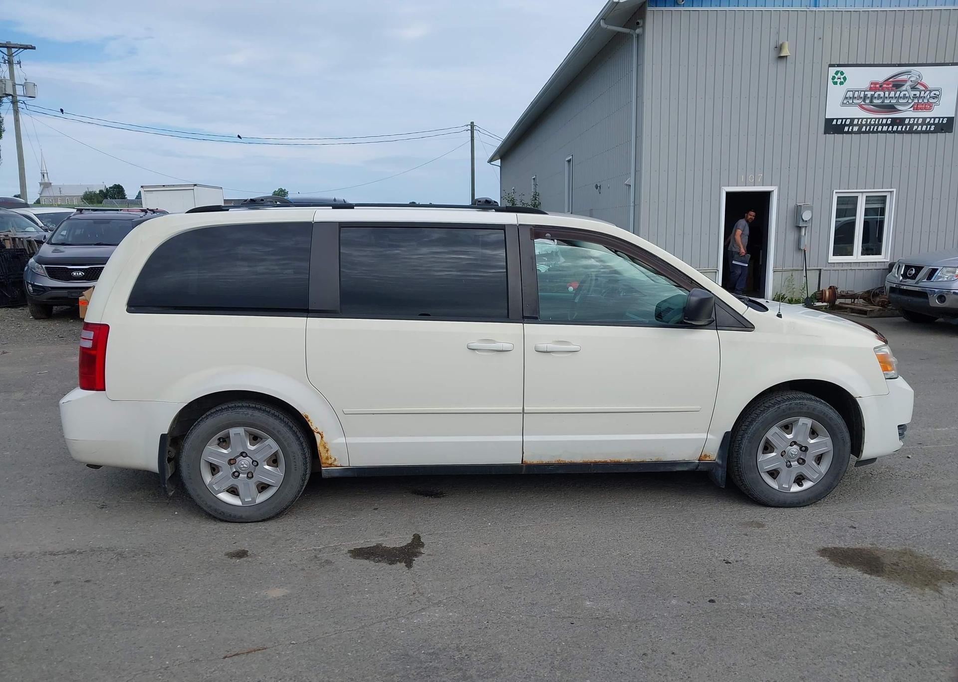 2009 DODGE GRAND CARAVAN SE