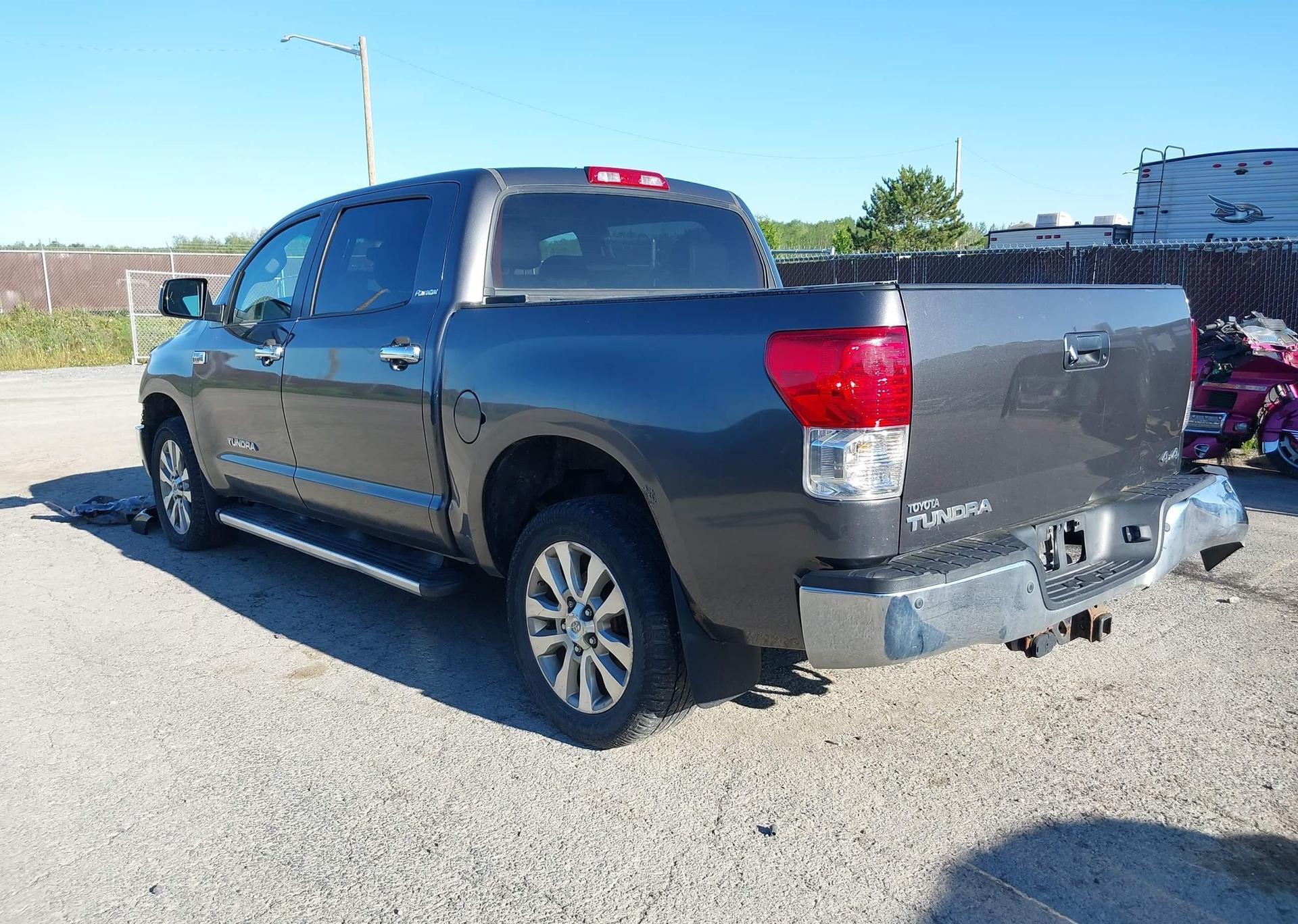 2011 TOYOTA TUNDRA LIMITED 5.7L V8