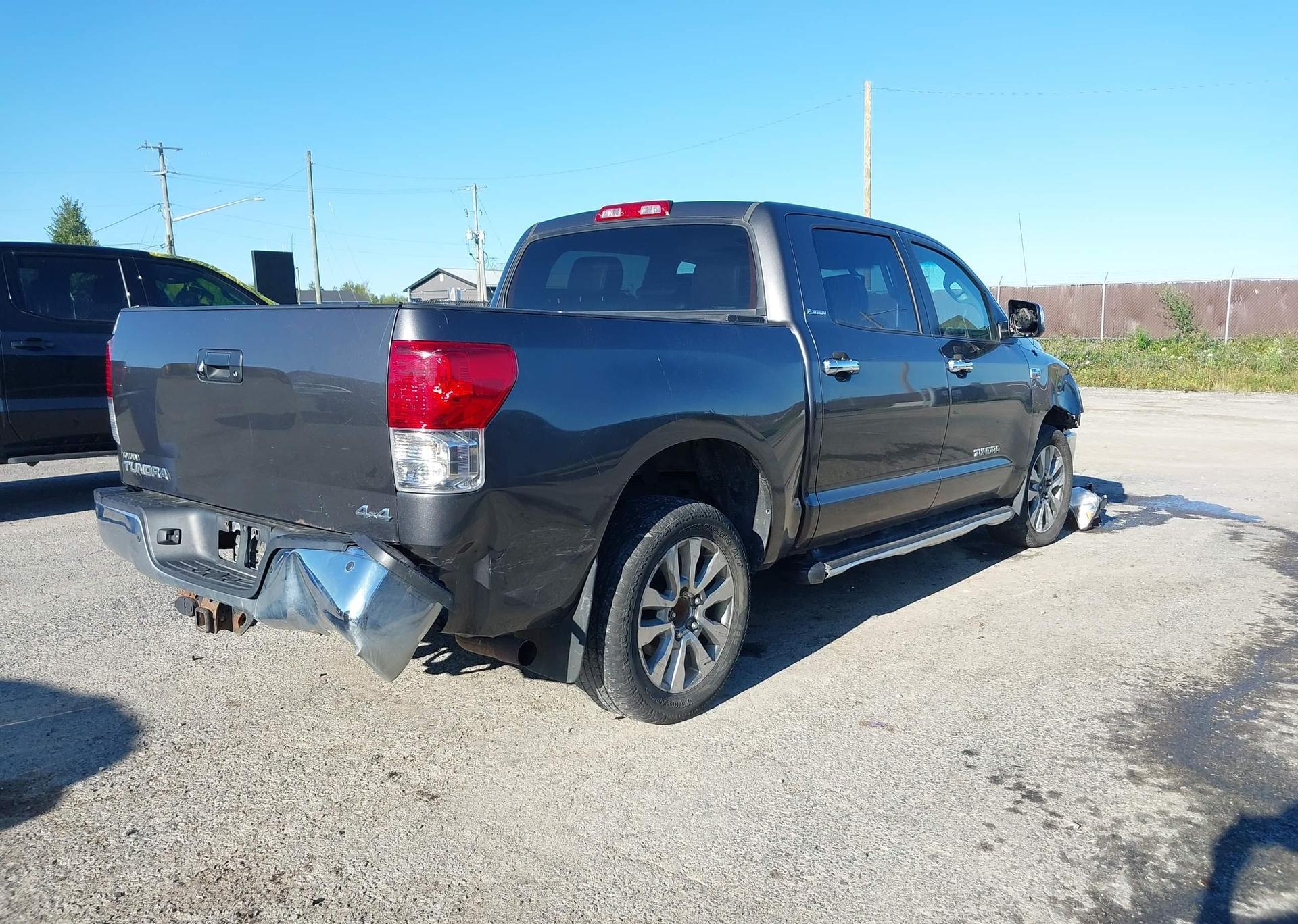 2011 TOYOTA TUNDRA LIMITED 5.7L V8