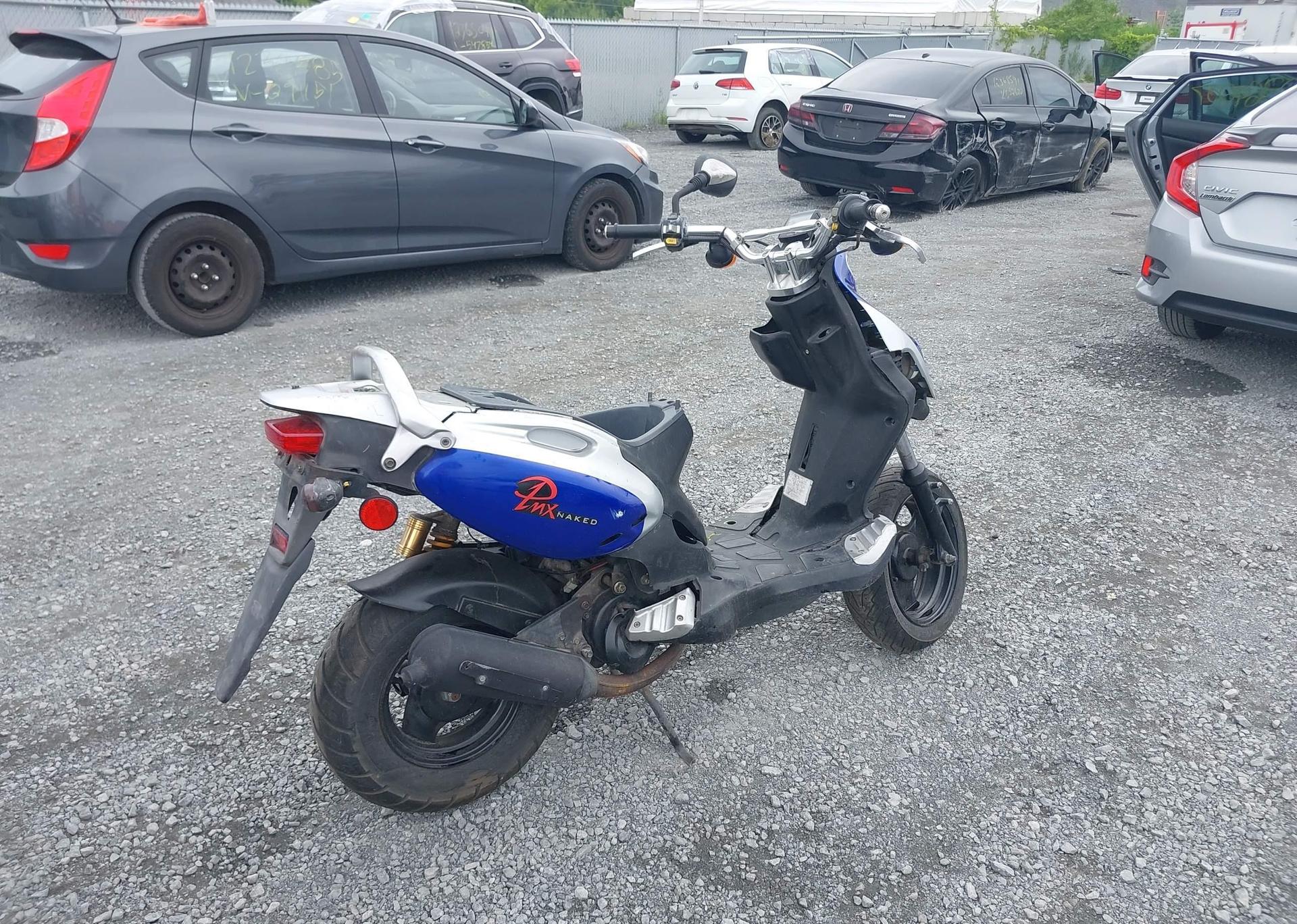 2010 GENUINE SCOOTER CO. ROUGHHOUSE 50