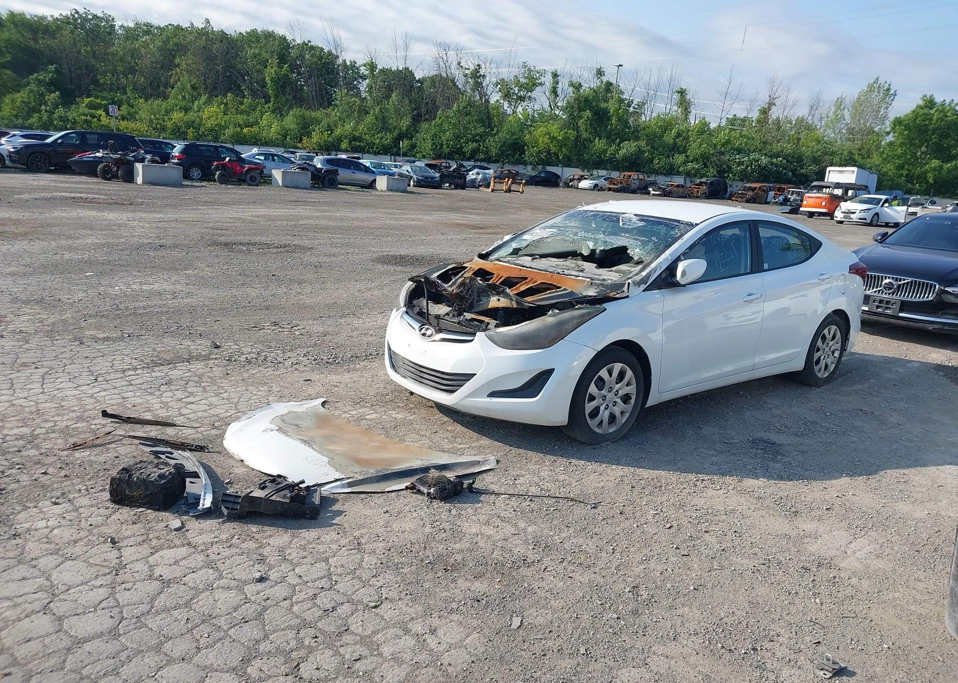 2016 HYUNDAI ELANTRA GL