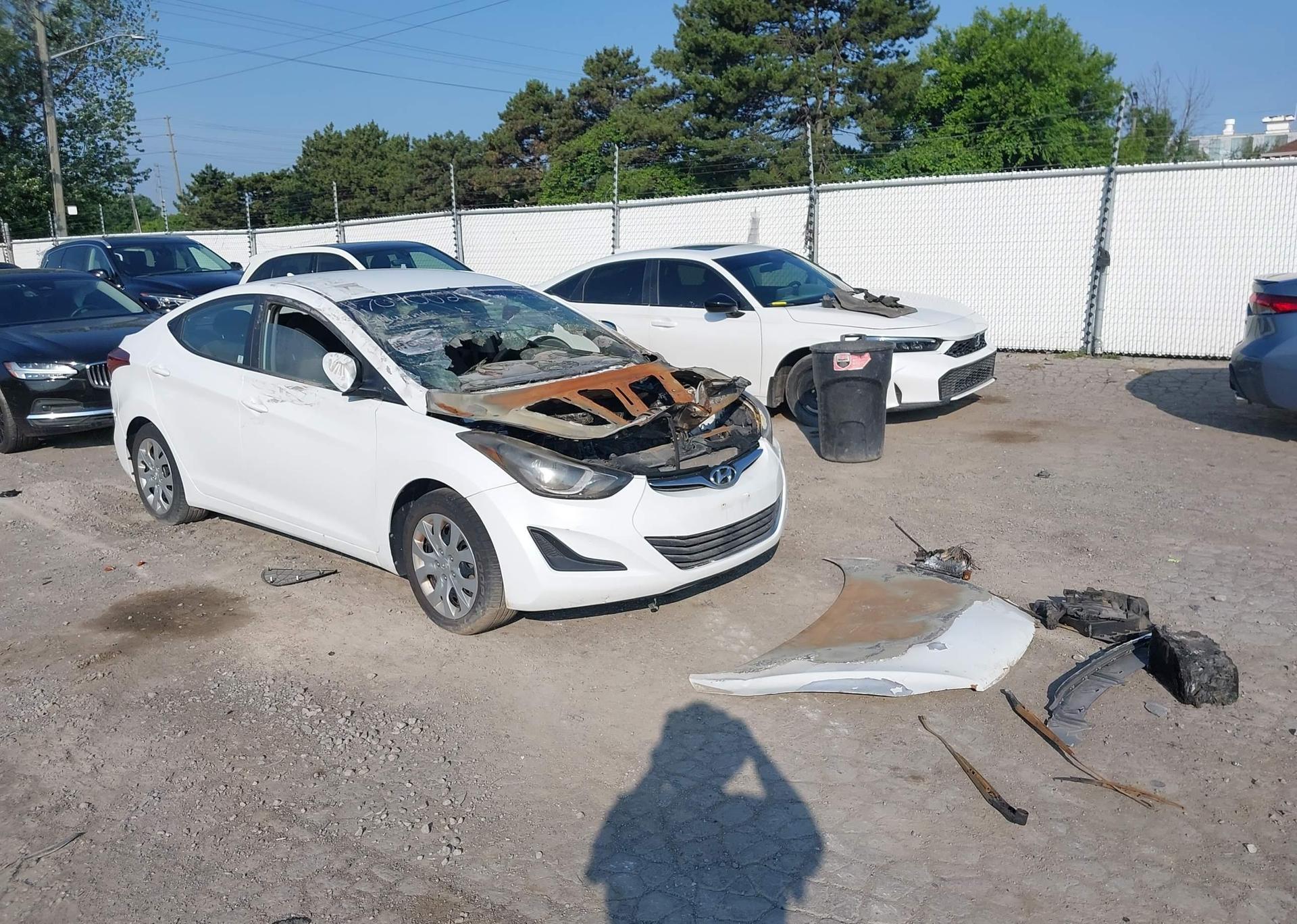 2016 HYUNDAI ELANTRA GL