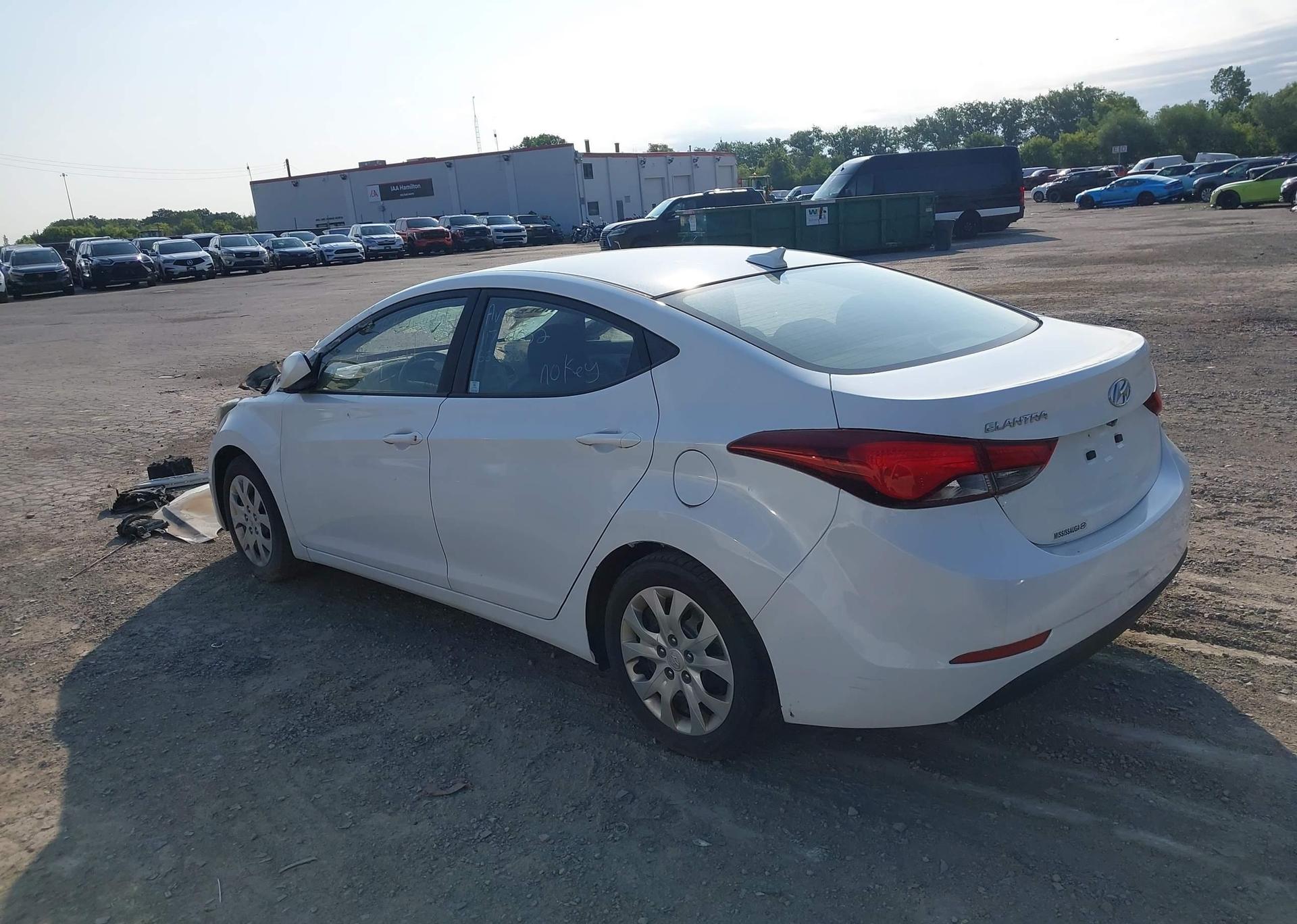 2016 HYUNDAI ELANTRA GL