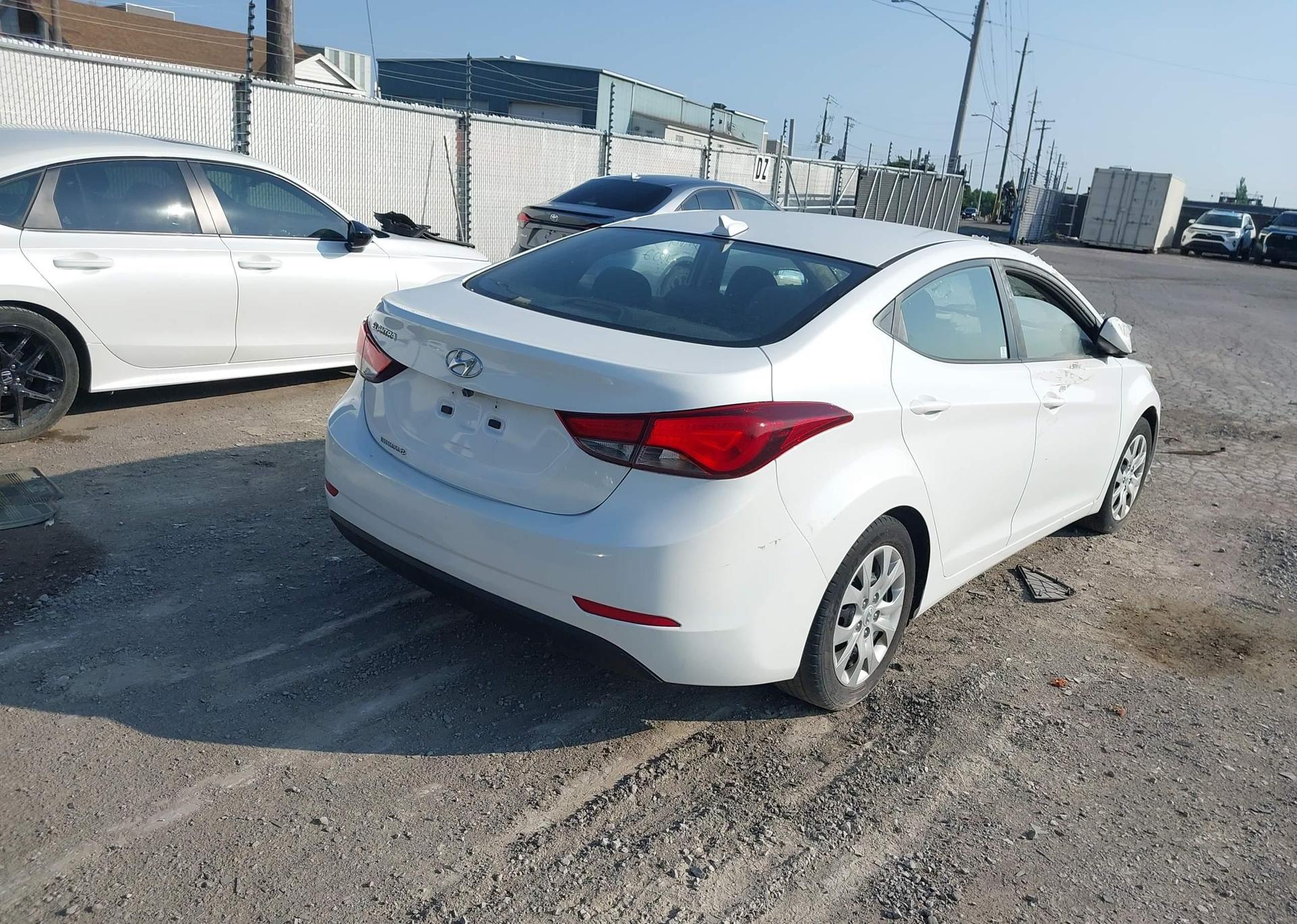 2016 HYUNDAI ELANTRA GL
