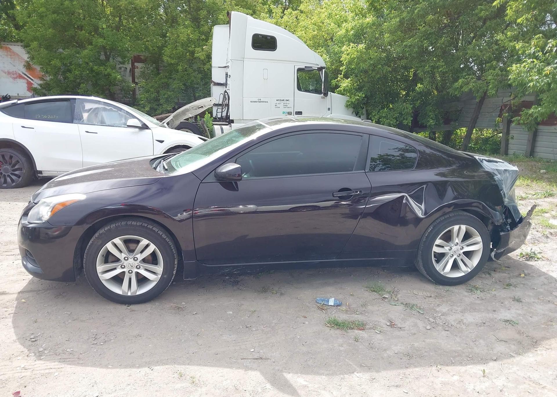 2011 NISSAN Altima S